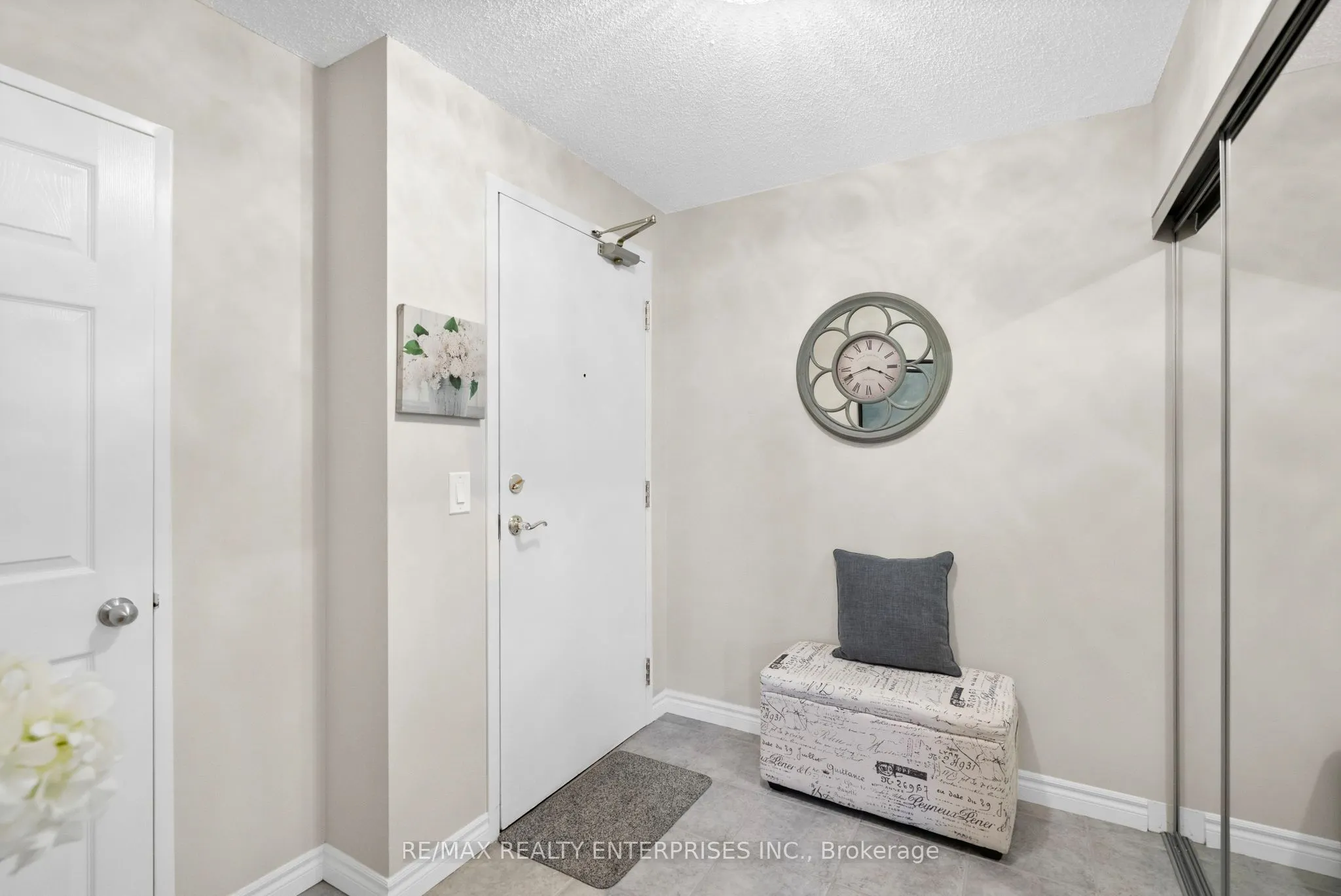 2300 Parkhaven Boulevard, #303