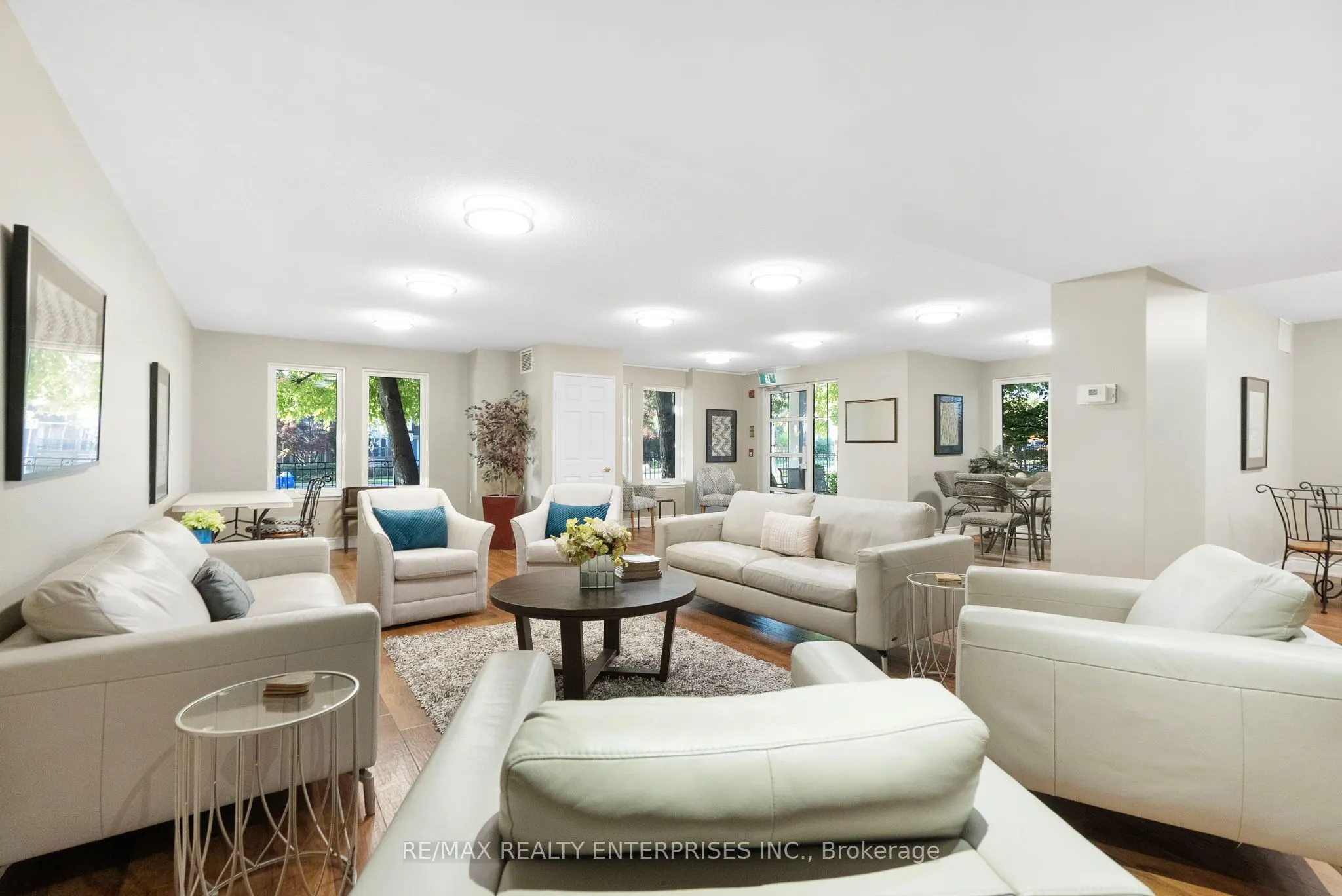 2300 Parkhaven Boulevard, #303