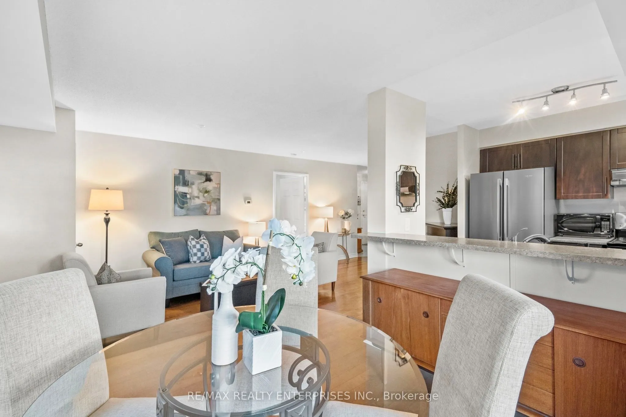 2300 Parkhaven Boulevard, #303