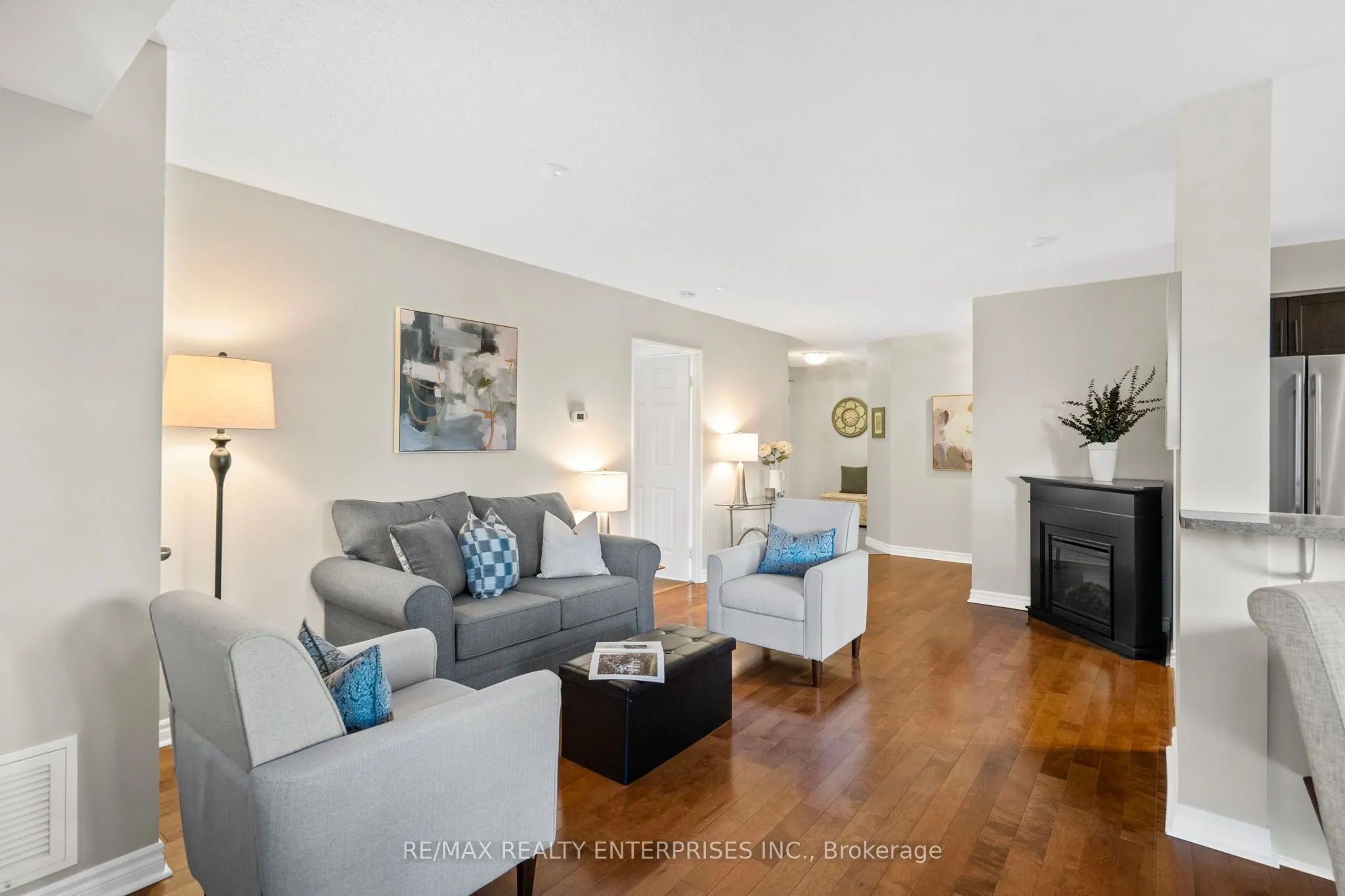 2300 Parkhaven Boulevard, #303