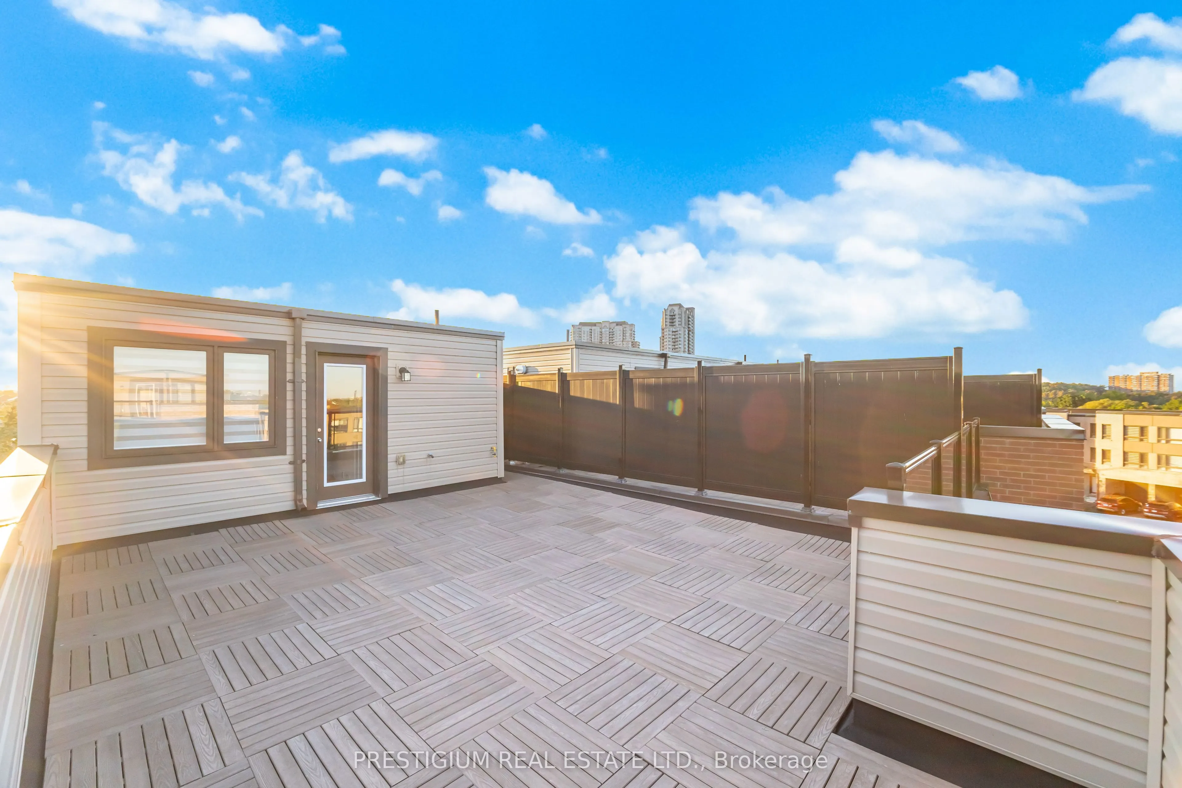 22 HUMBERWOOD Boulevard, #3