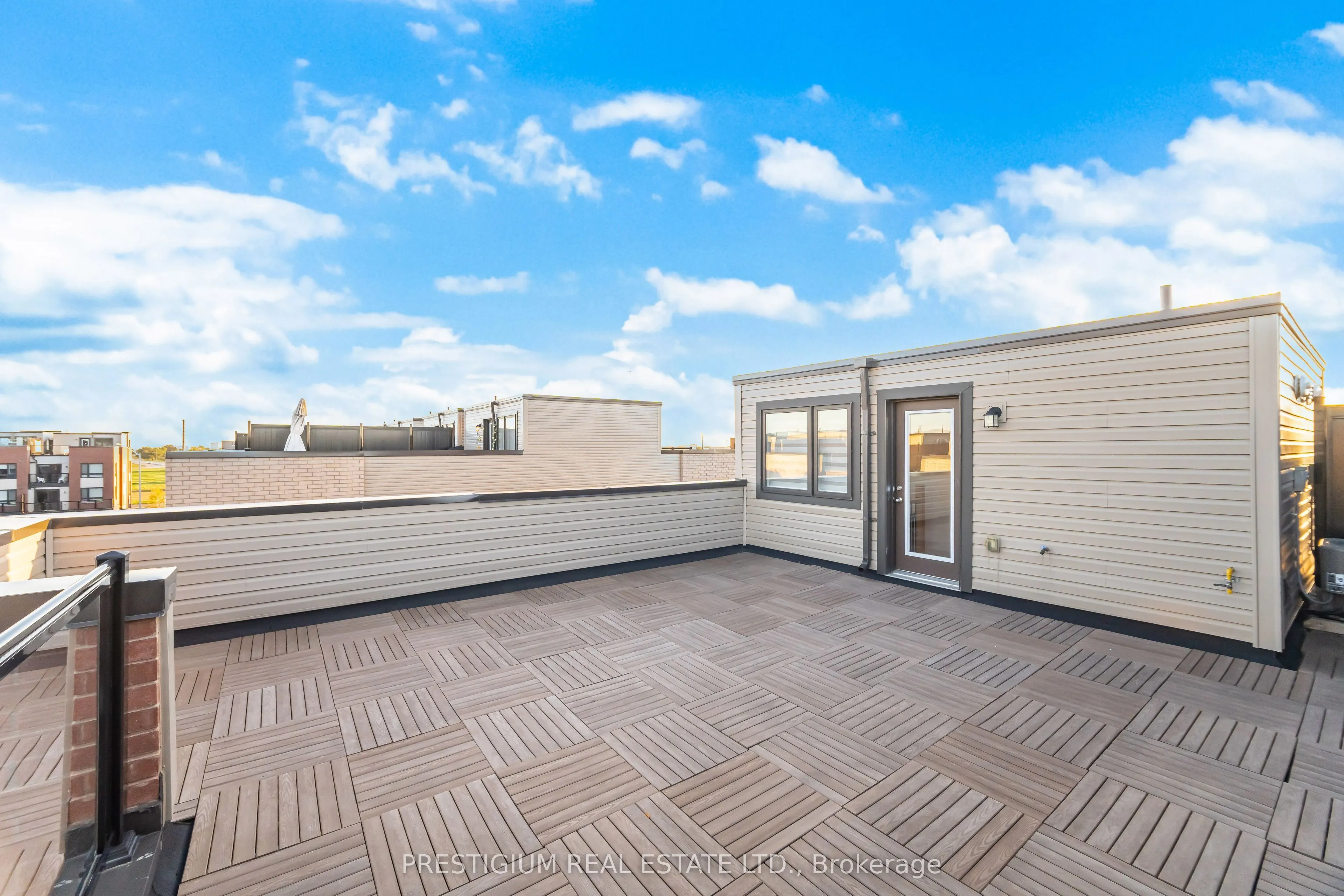 22 HUMBERWOOD Boulevard, #3