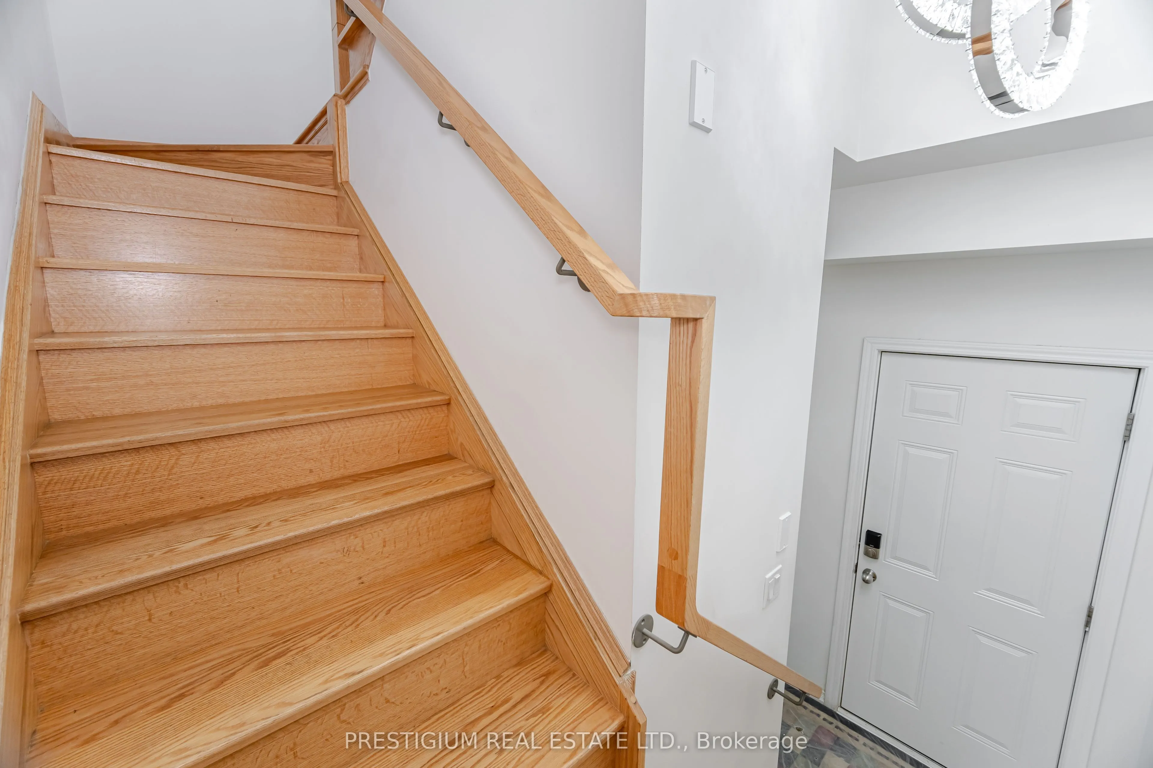 22 HUMBERWOOD Boulevard, #3