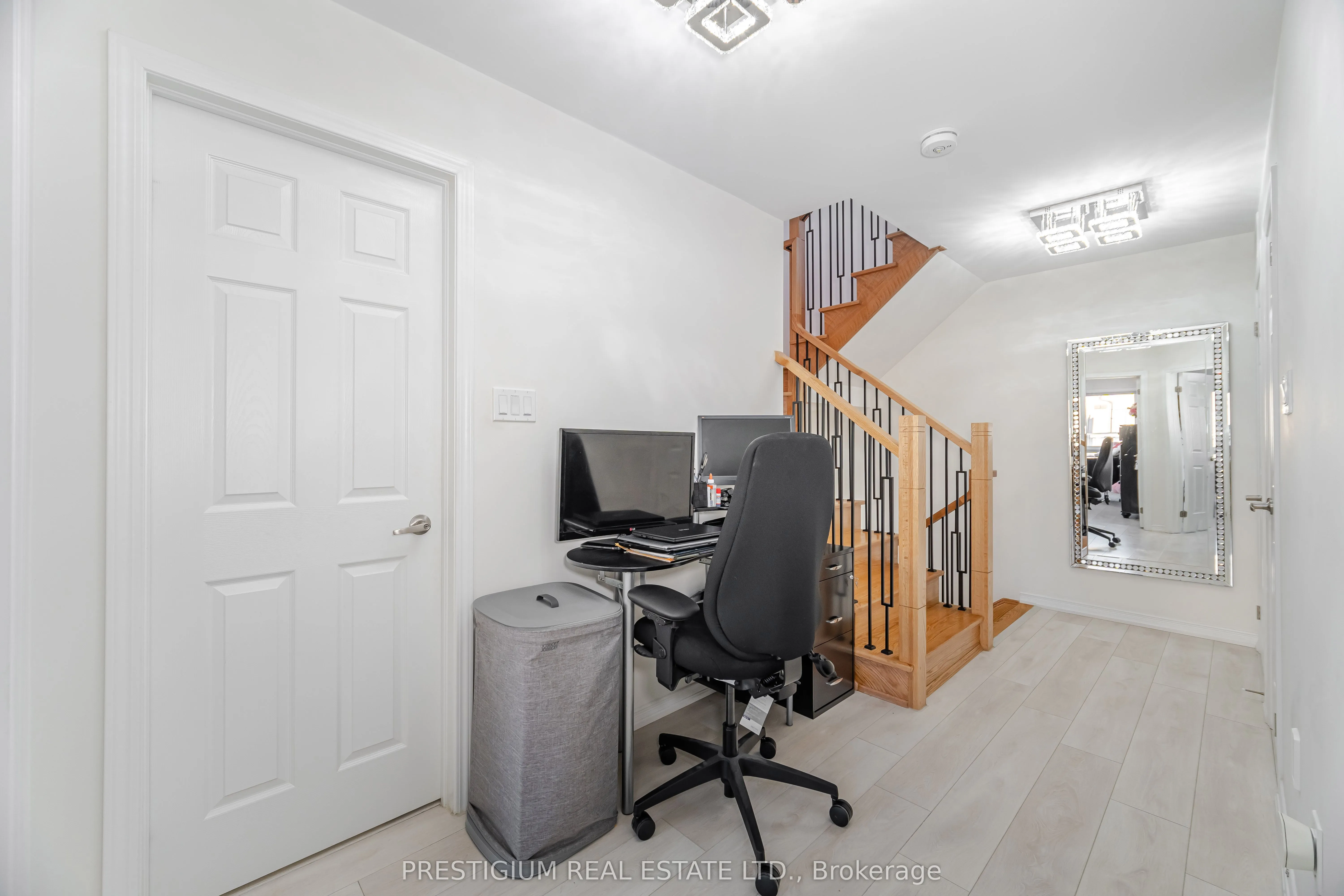 22 HUMBERWOOD Boulevard, #3
