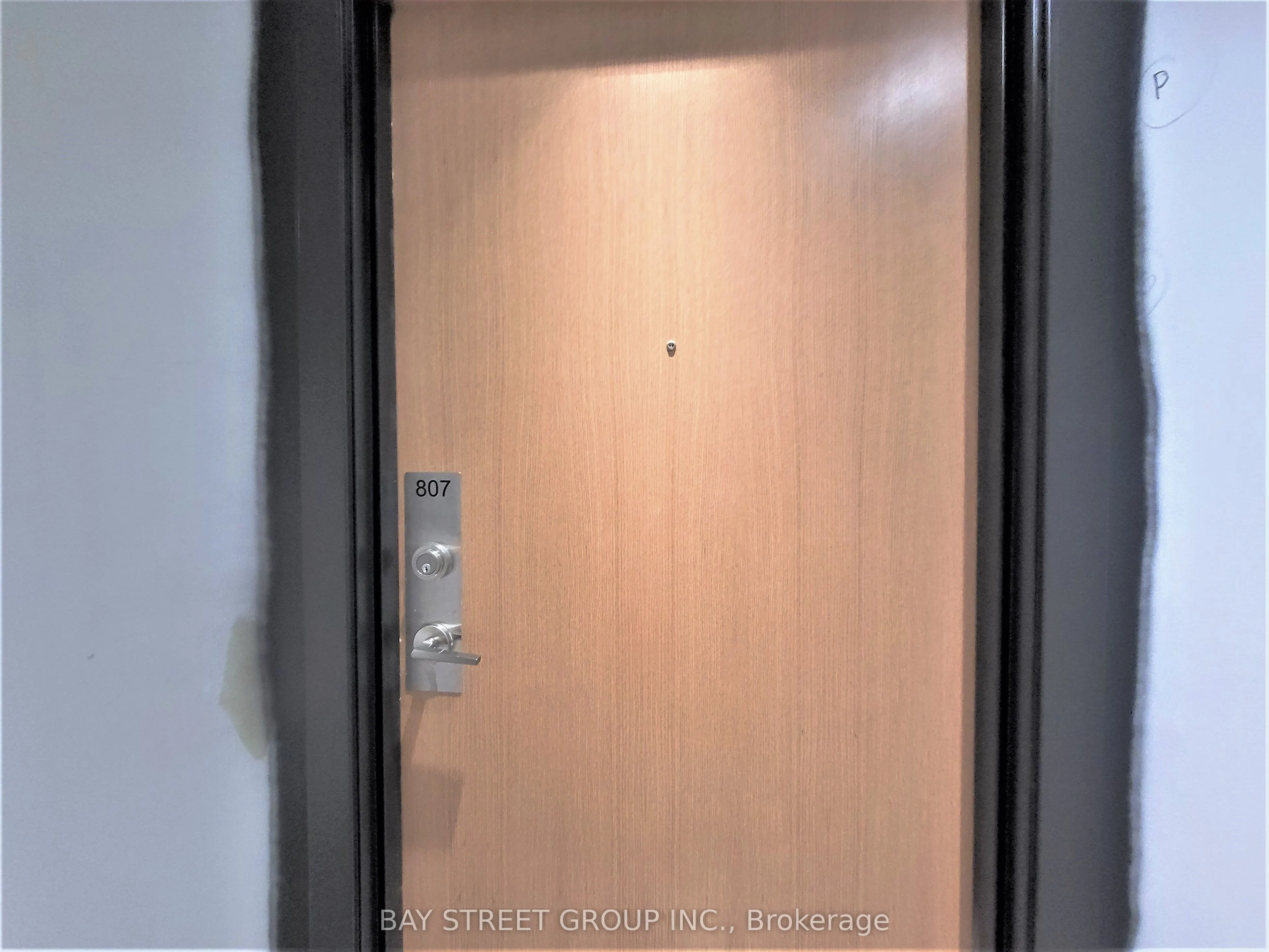 1787 St Clair Avenue W, #807