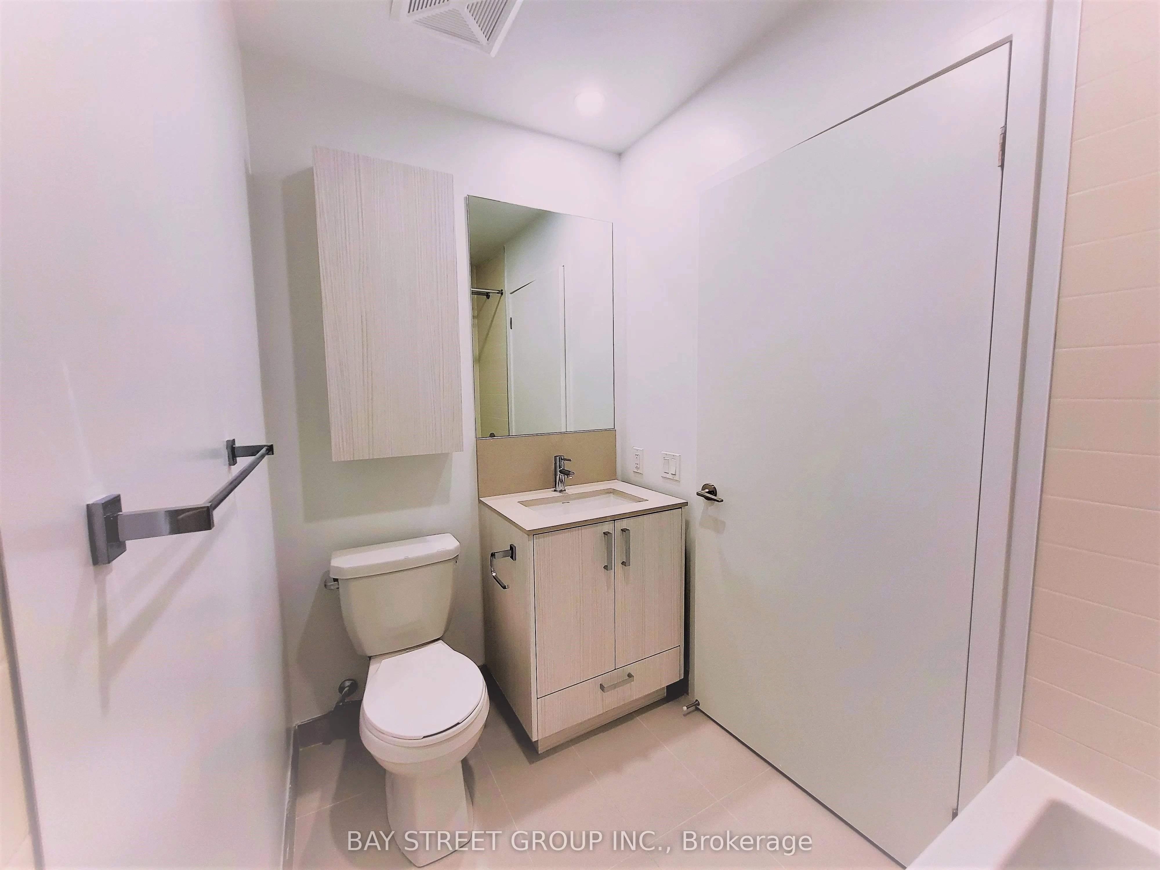 1787 St Clair Avenue W, #807