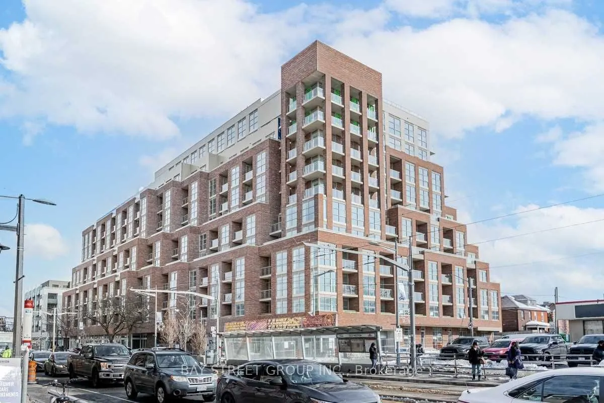 1787 St Clair Avenue W, #807
