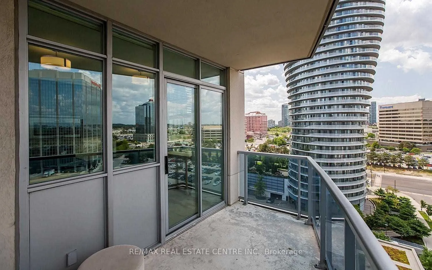 80 Absolute Avenue, #1209