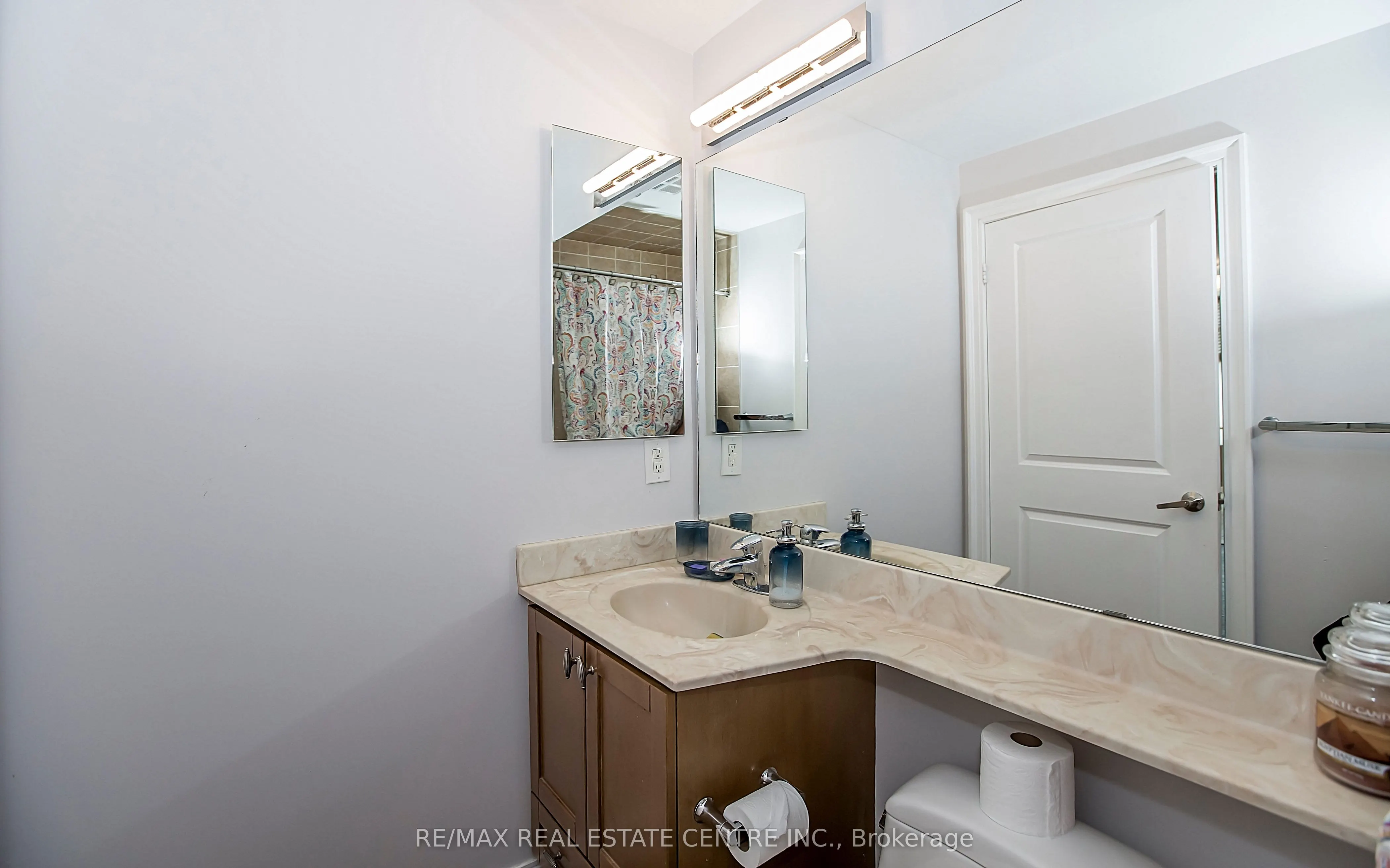 80 Absolute Avenue, #1209