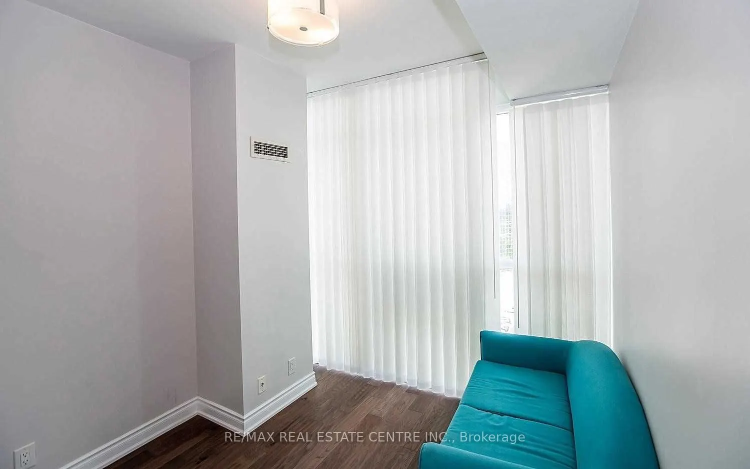 80 Absolute Avenue, #1209