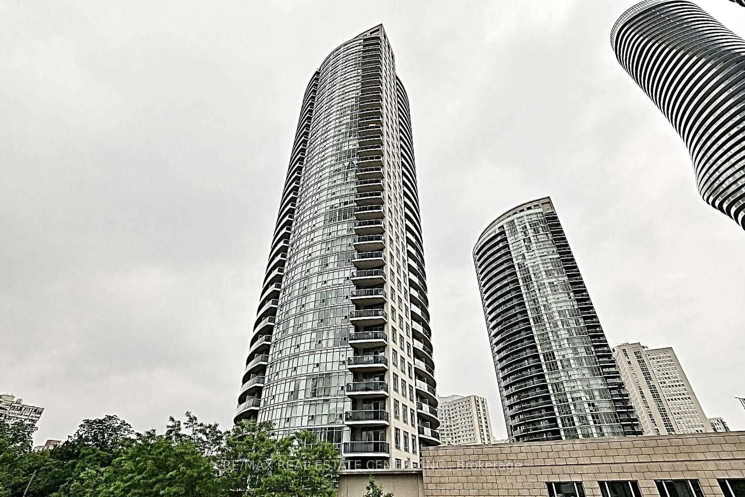 80 Absolute Avenue, #1209
