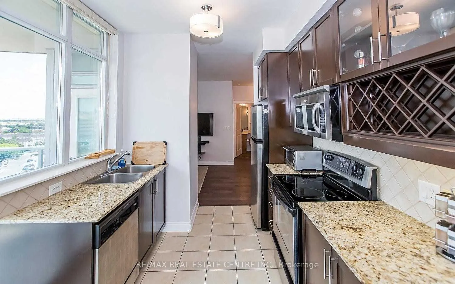 80 Absolute Avenue, #1209