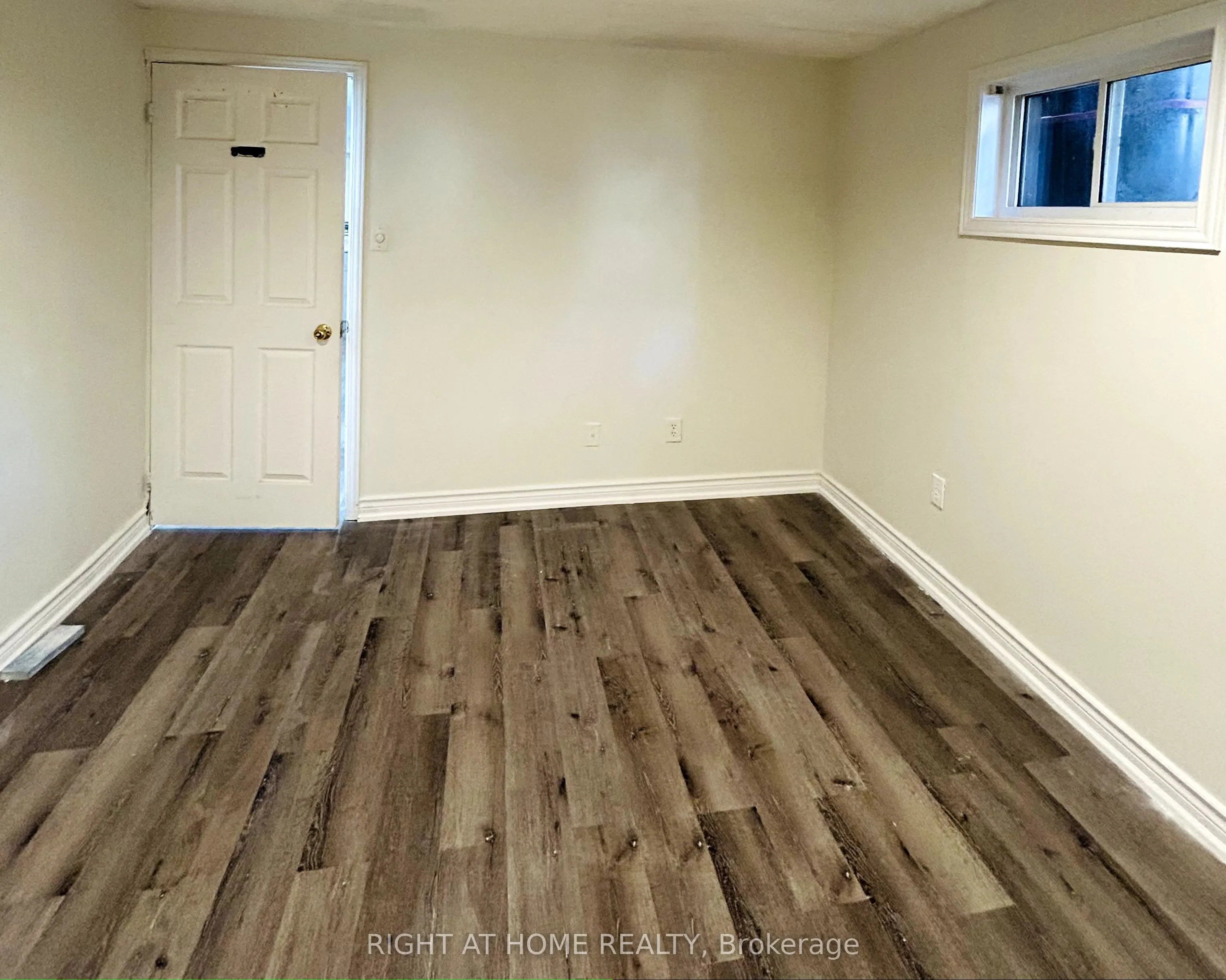85 Cloverdale Drive