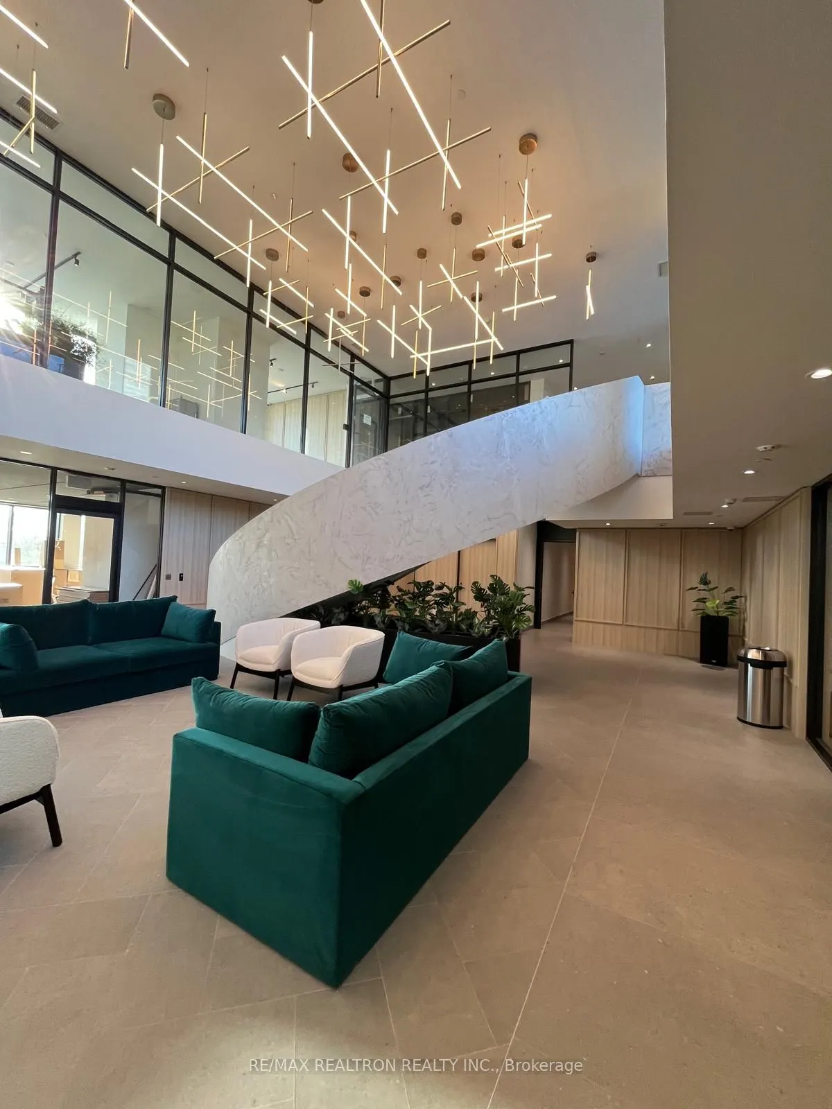 3079 Trafalgar Road, #1305