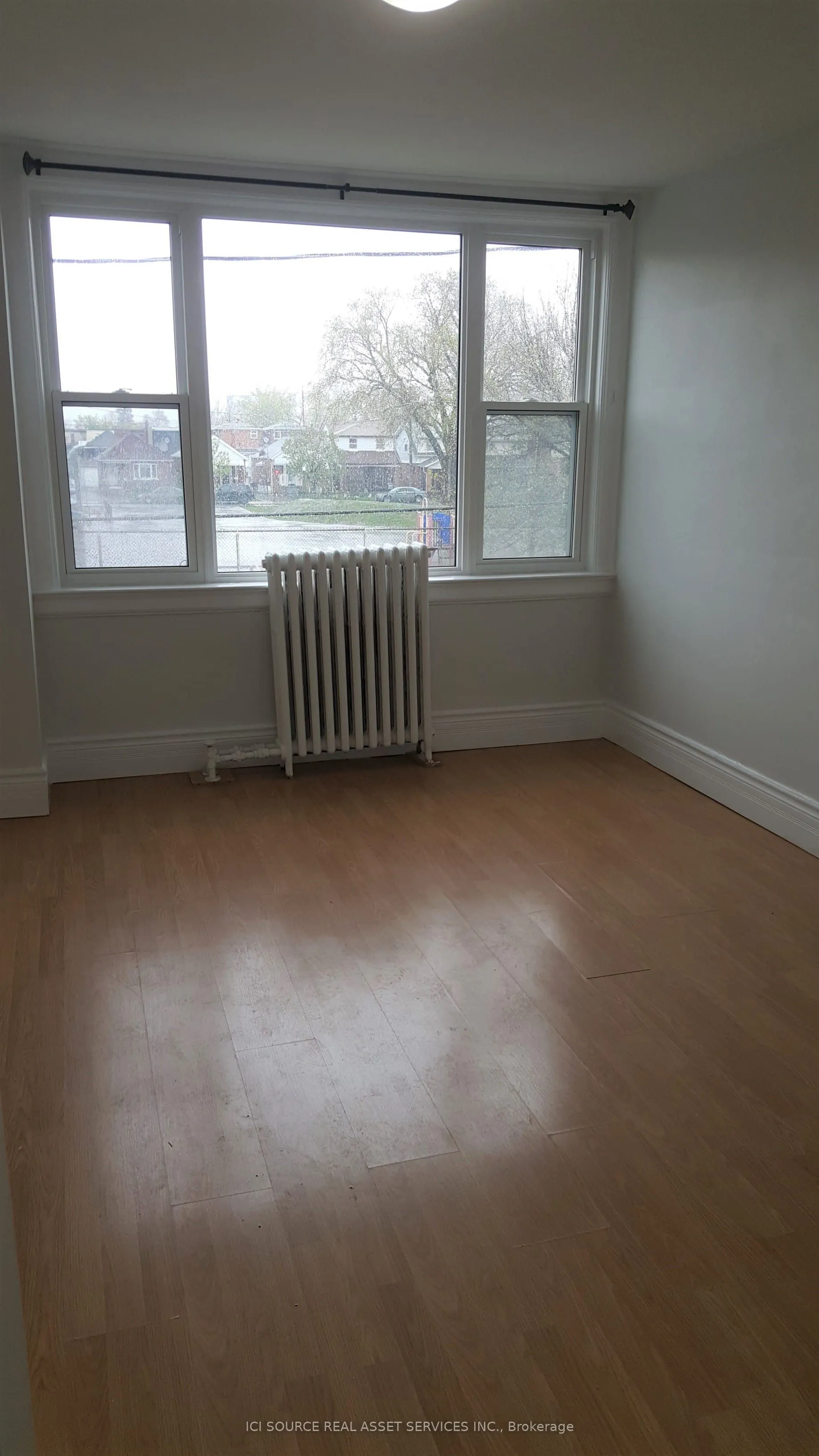 44 Bartonville Avenue W, #3