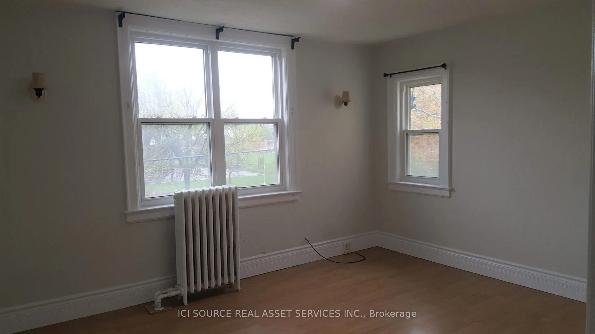 44 Bartonville Avenue W, #3