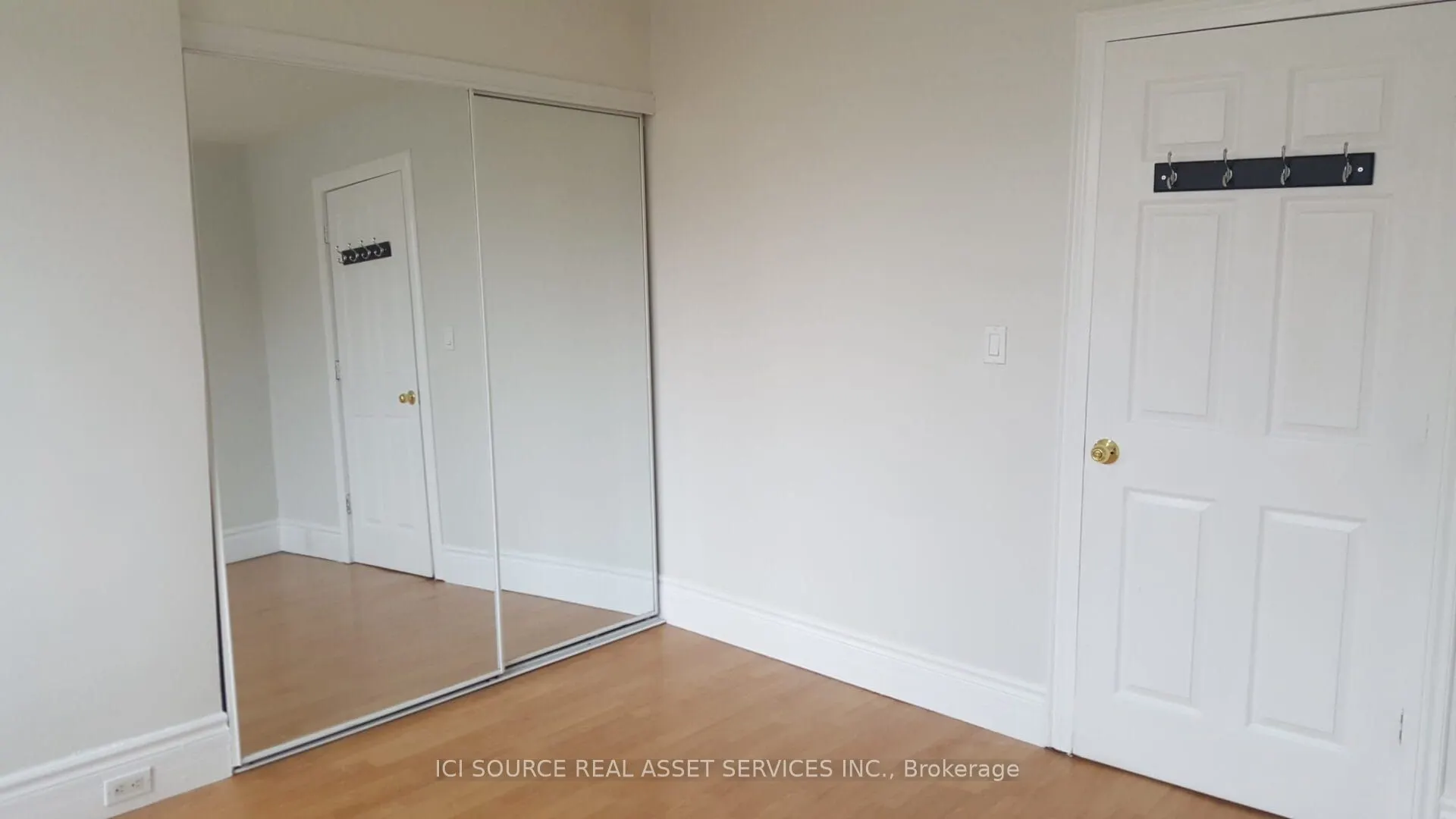 44 Bartonville Avenue W, #3