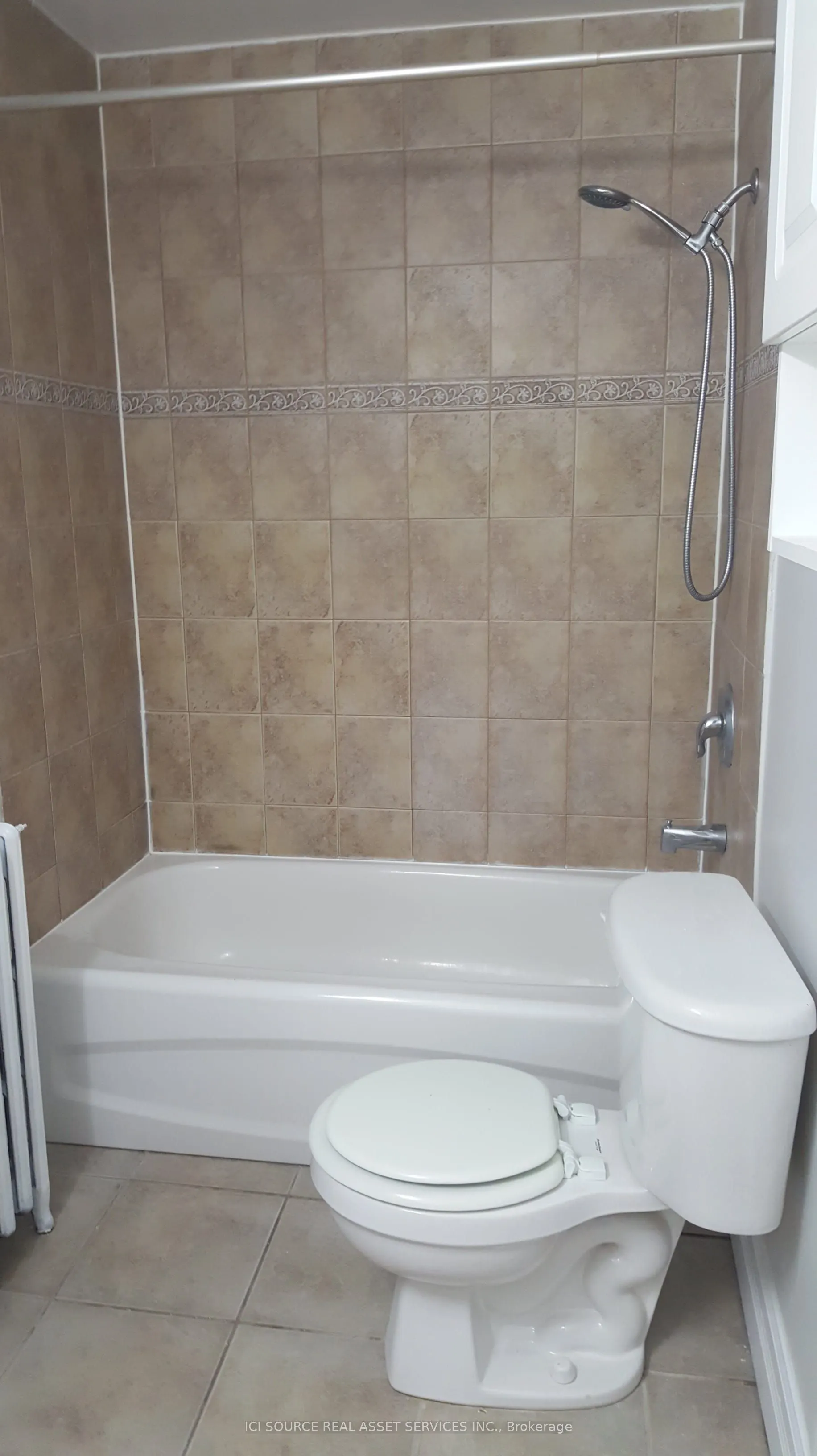 44 Bartonville Avenue W, #3