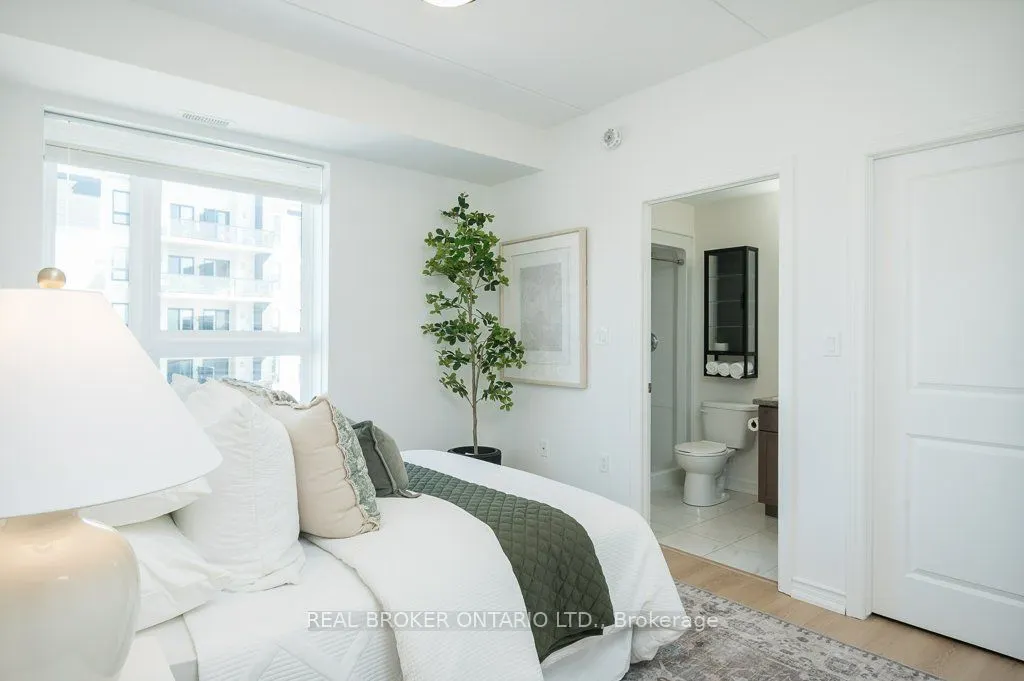 650 Sauve Street, #302