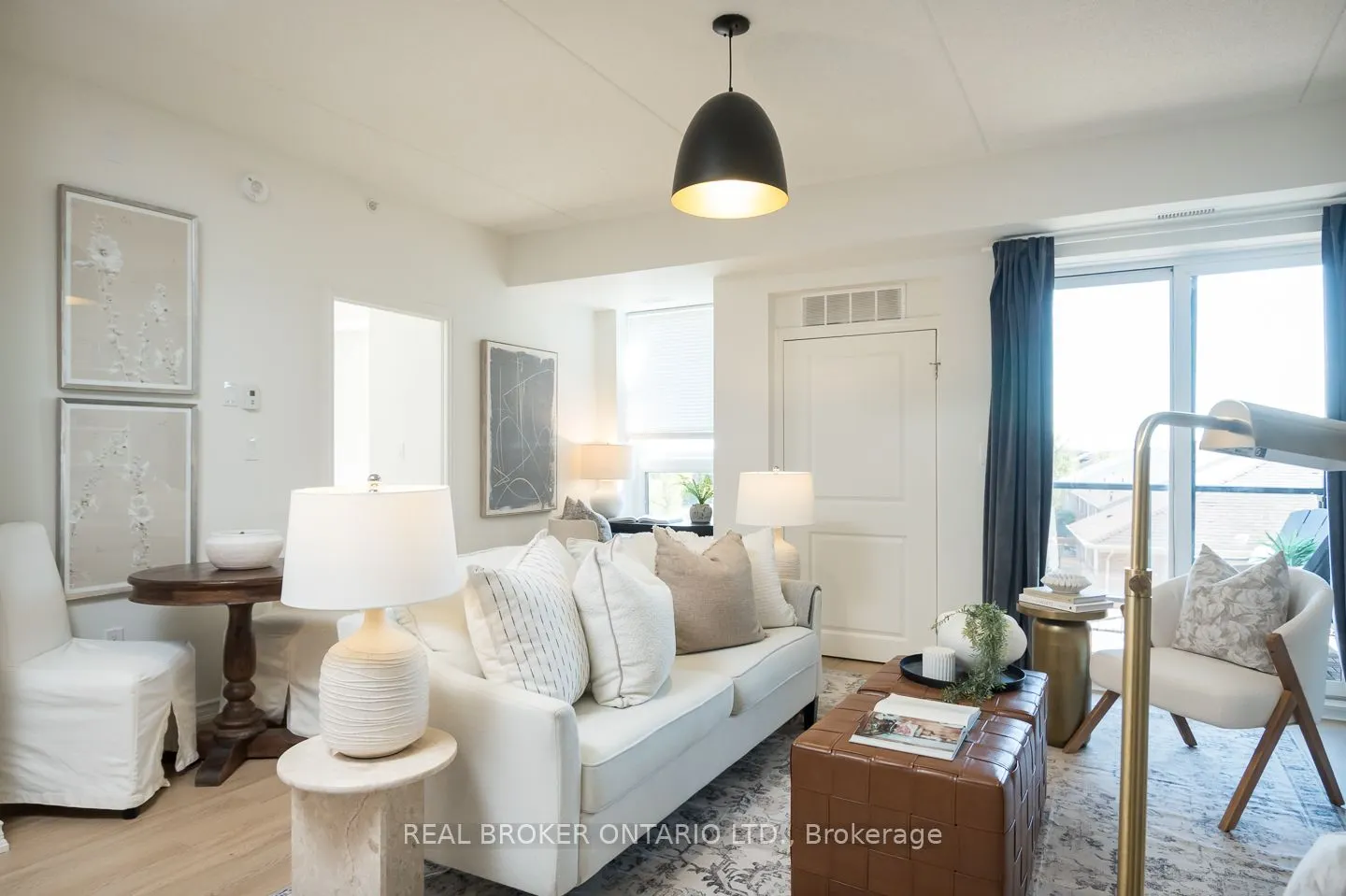 650 Sauve Street, #302