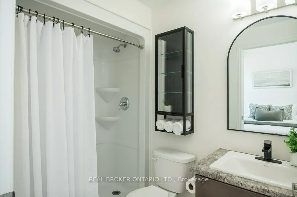 650 Sauve Street, #302