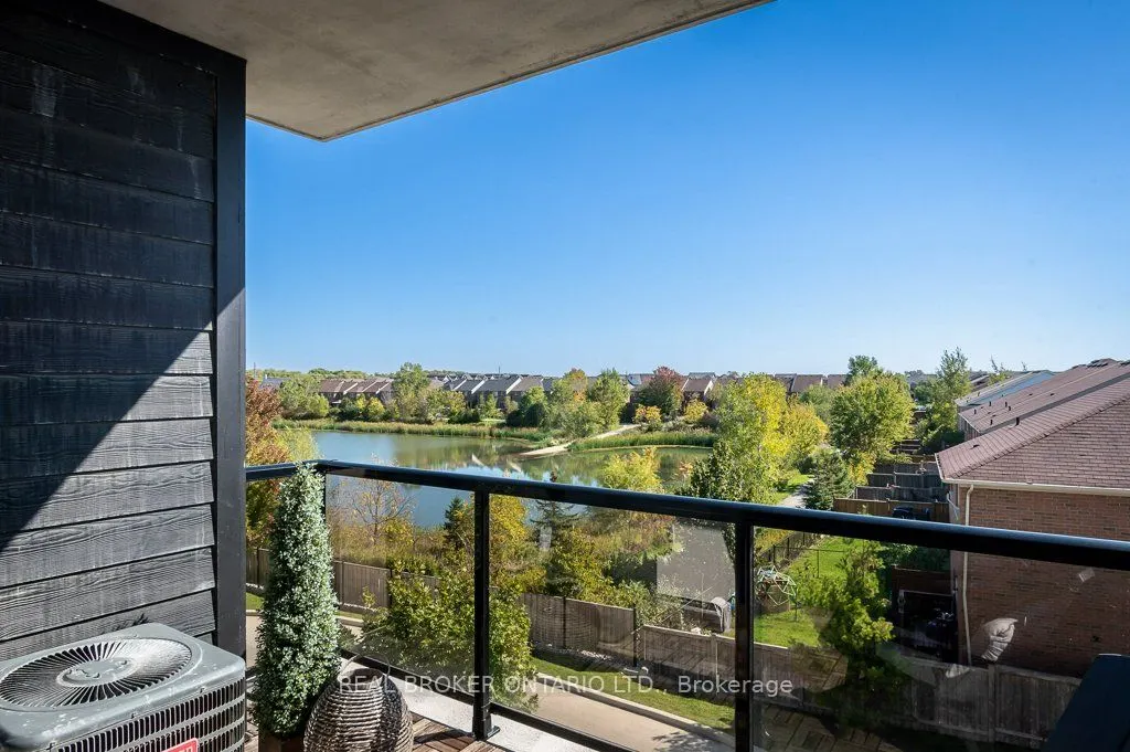 650 Sauve Street, #302