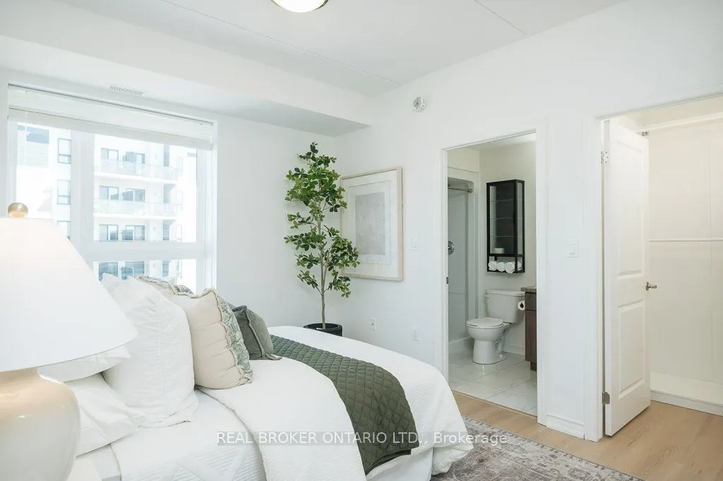 650 Sauve Street, #302