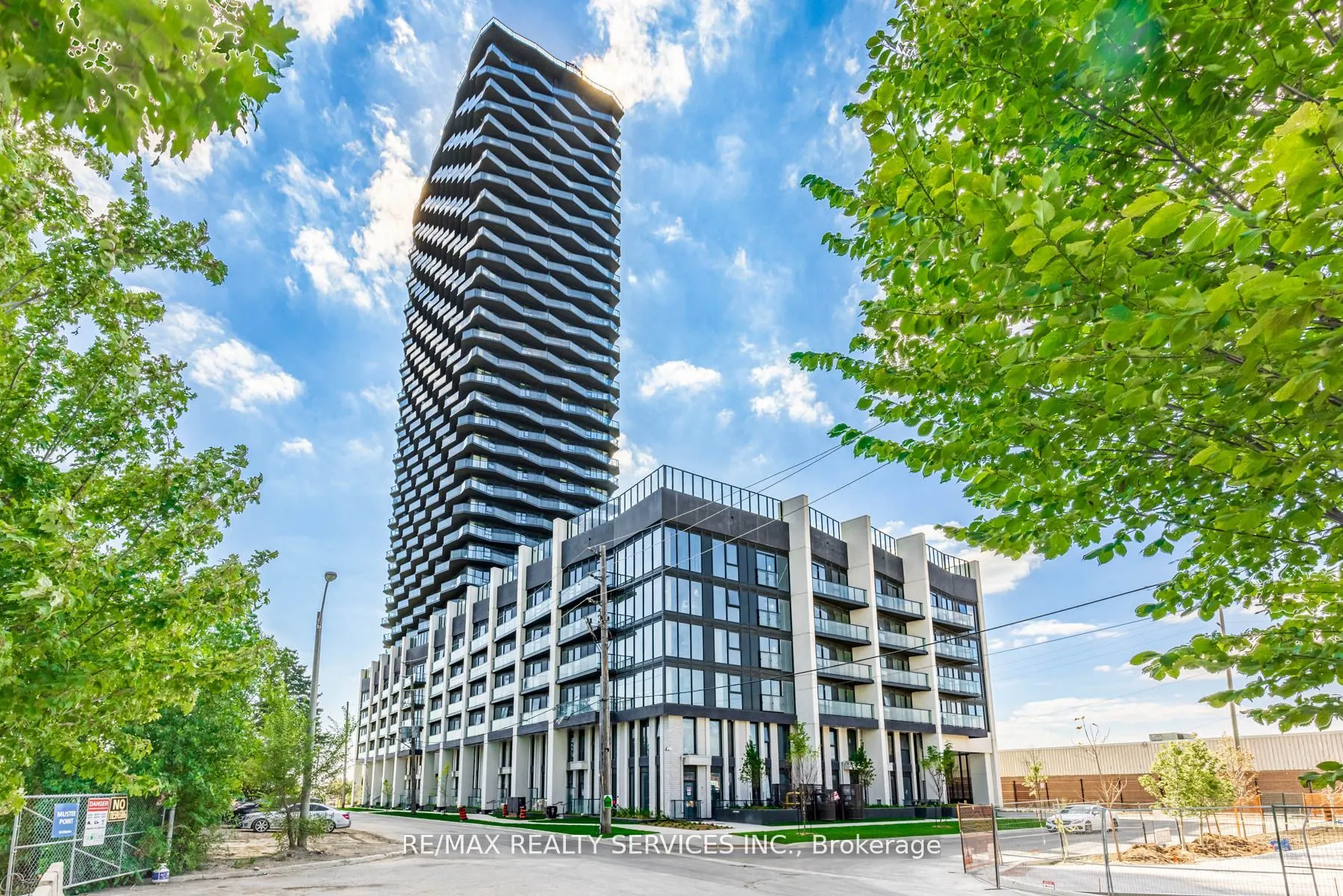 36 Zorra Street, #2007