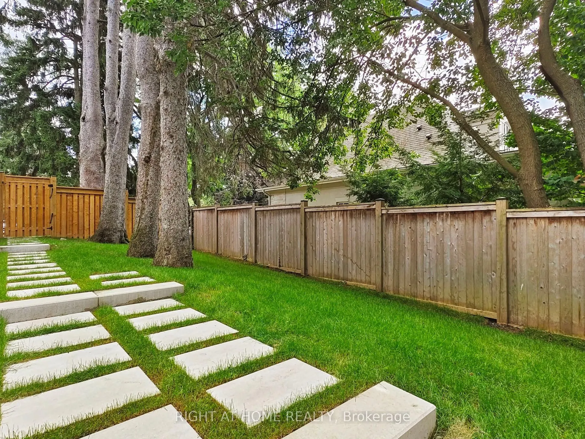 172 Burgundy Drive