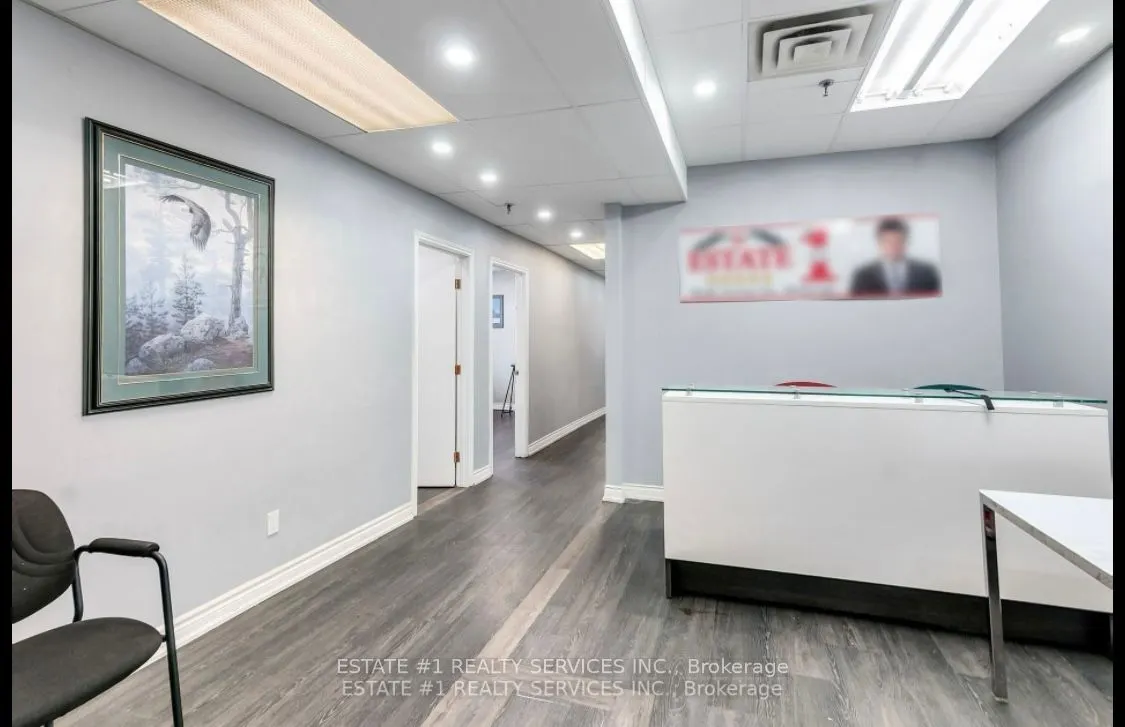 2359 Royal Windsor Drive, #211