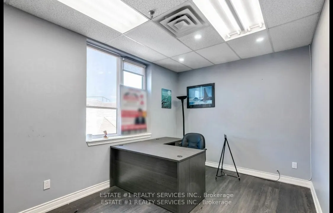 2359 Royal Windsor Drive, #211