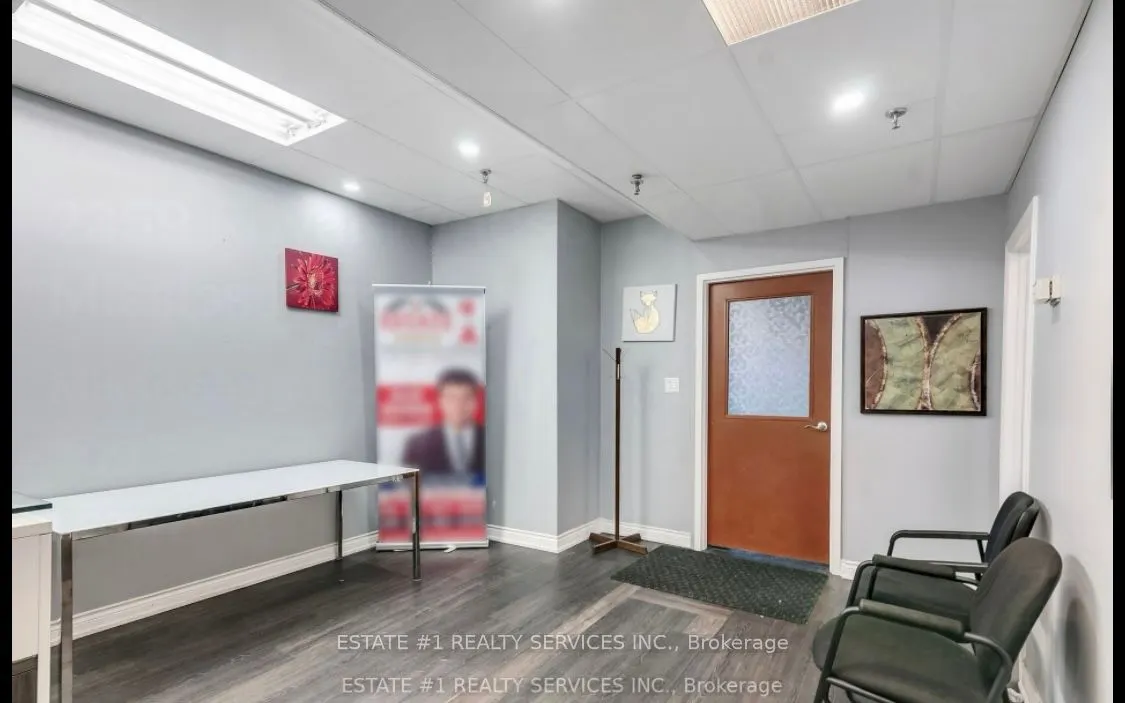 2359 Royal Windsor Drive, #211