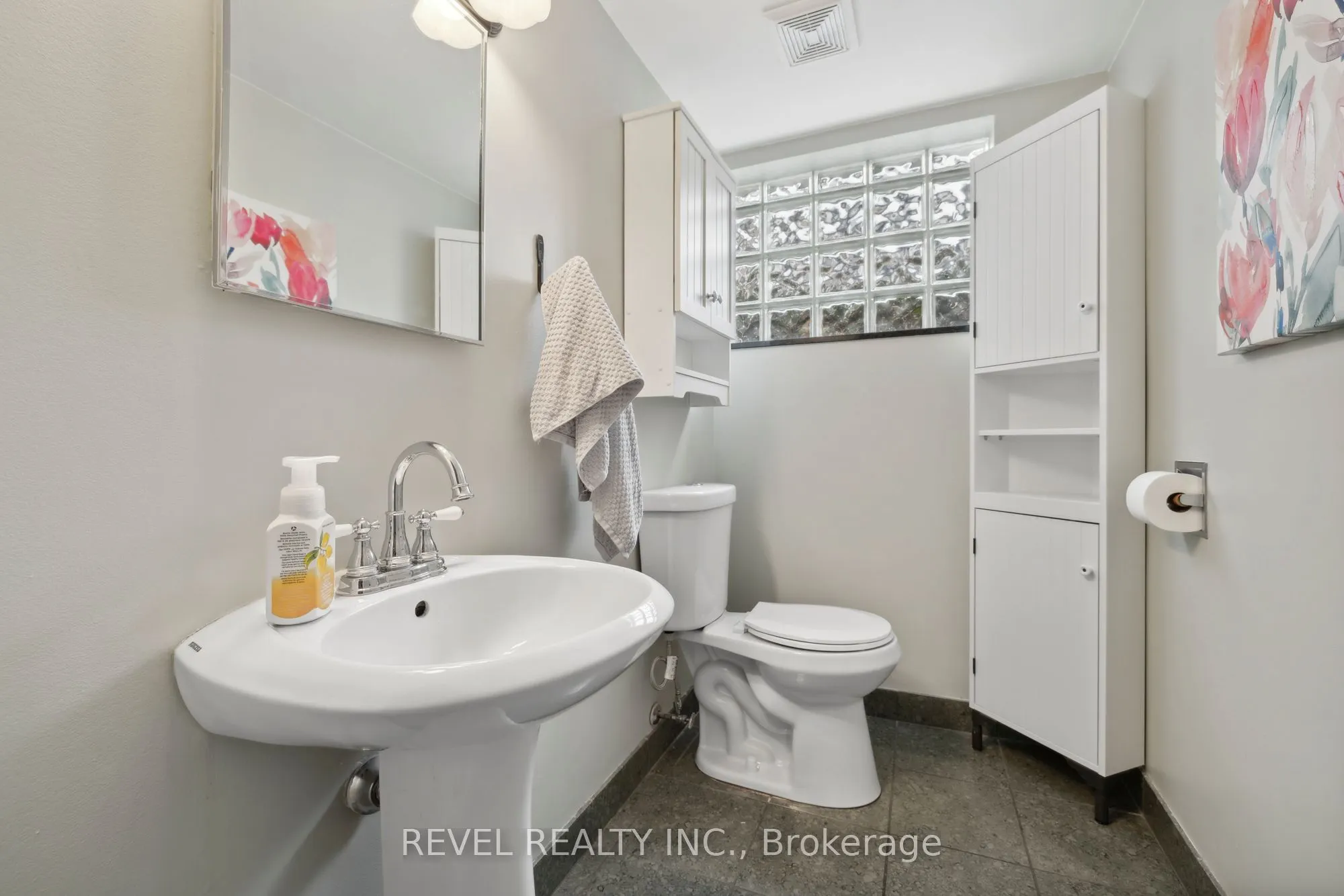 93 Willowridge Road