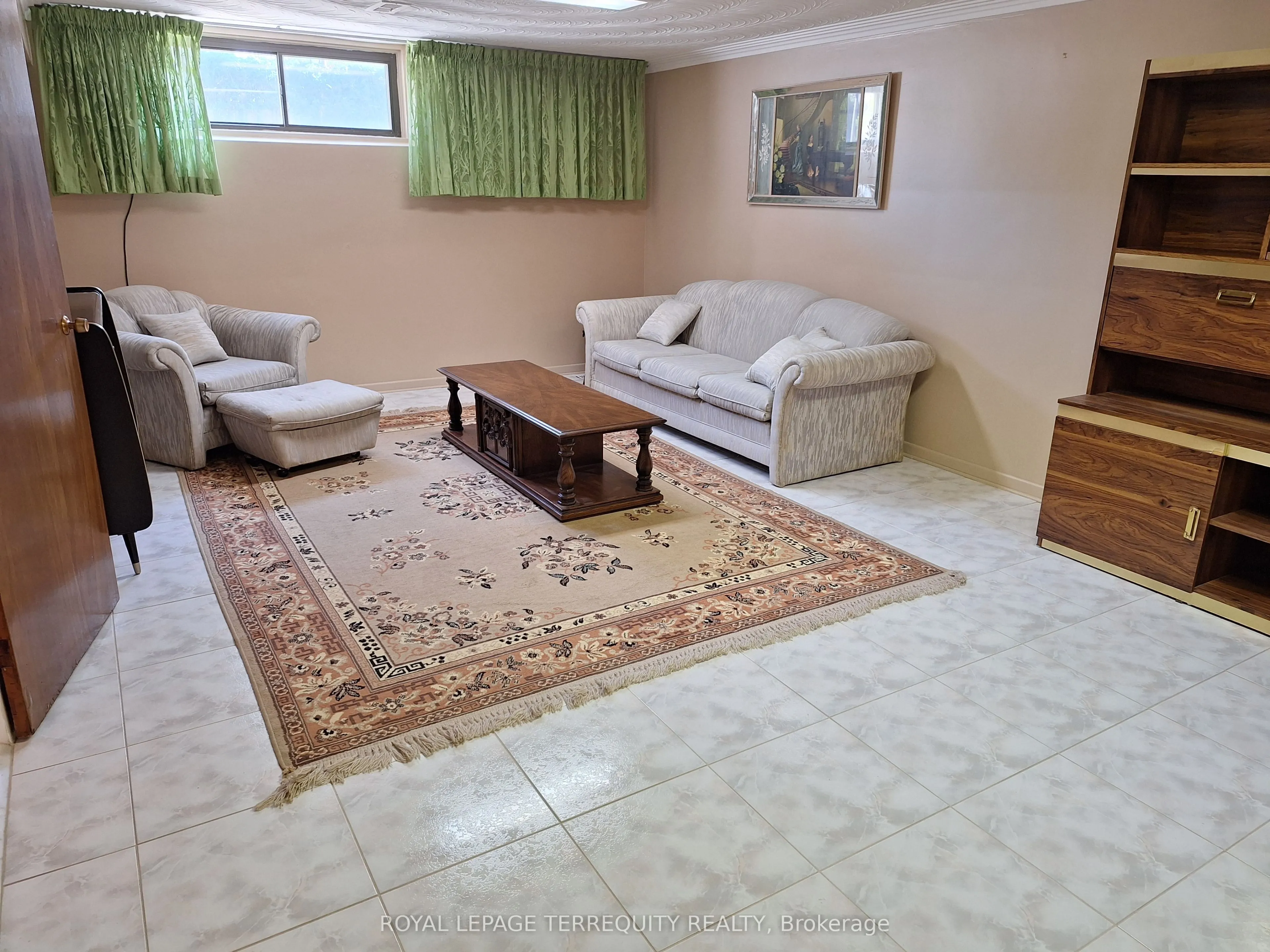 10 Maniza Road