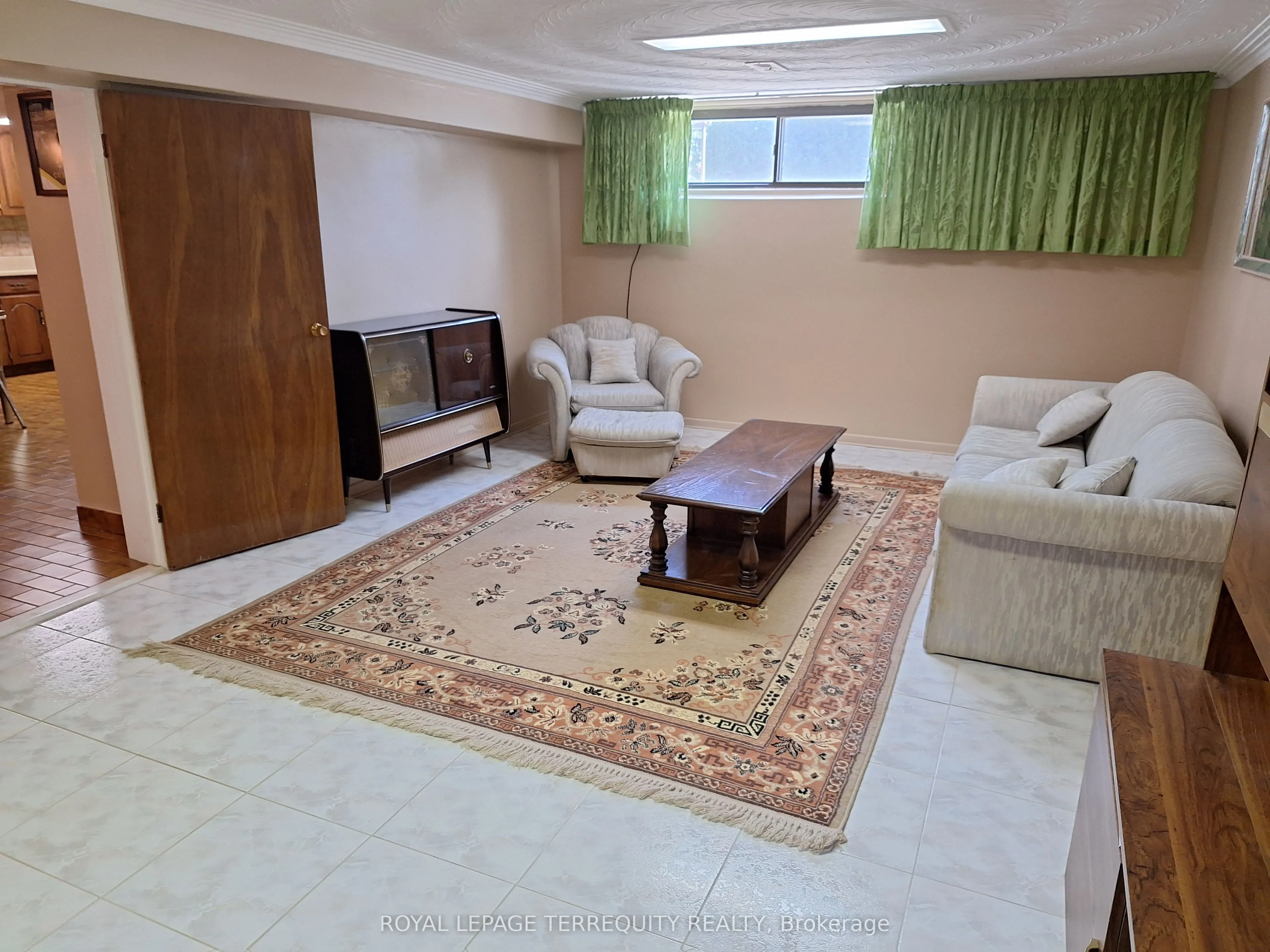 10 Maniza Road