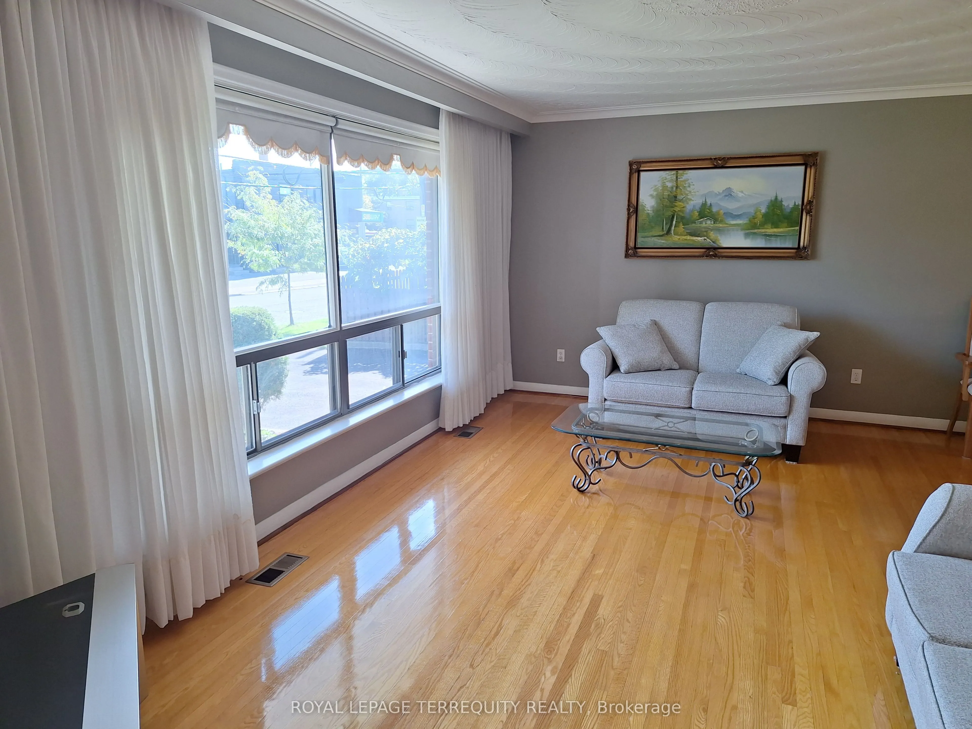 10 Maniza Road