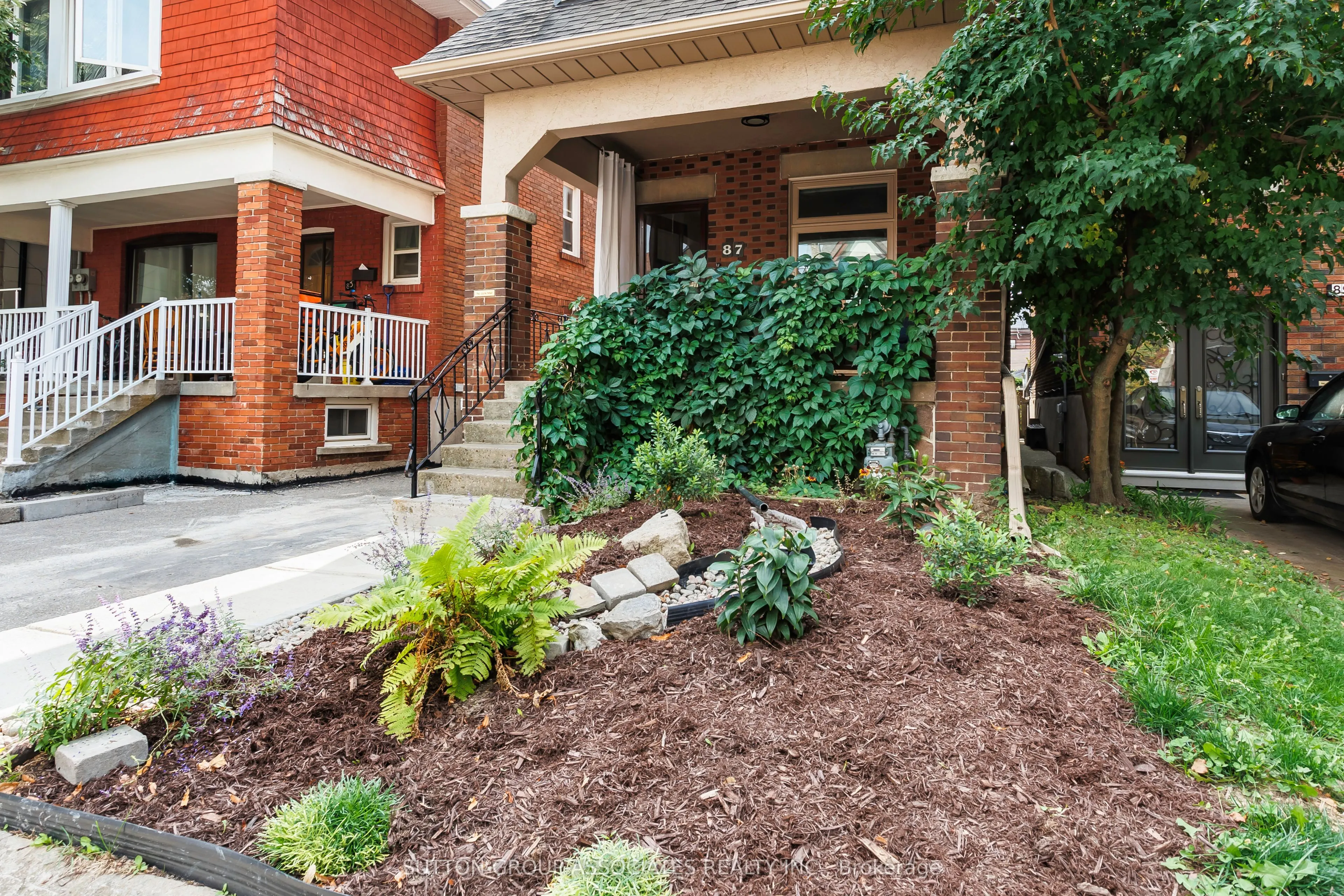 87 Peterborough Avenue