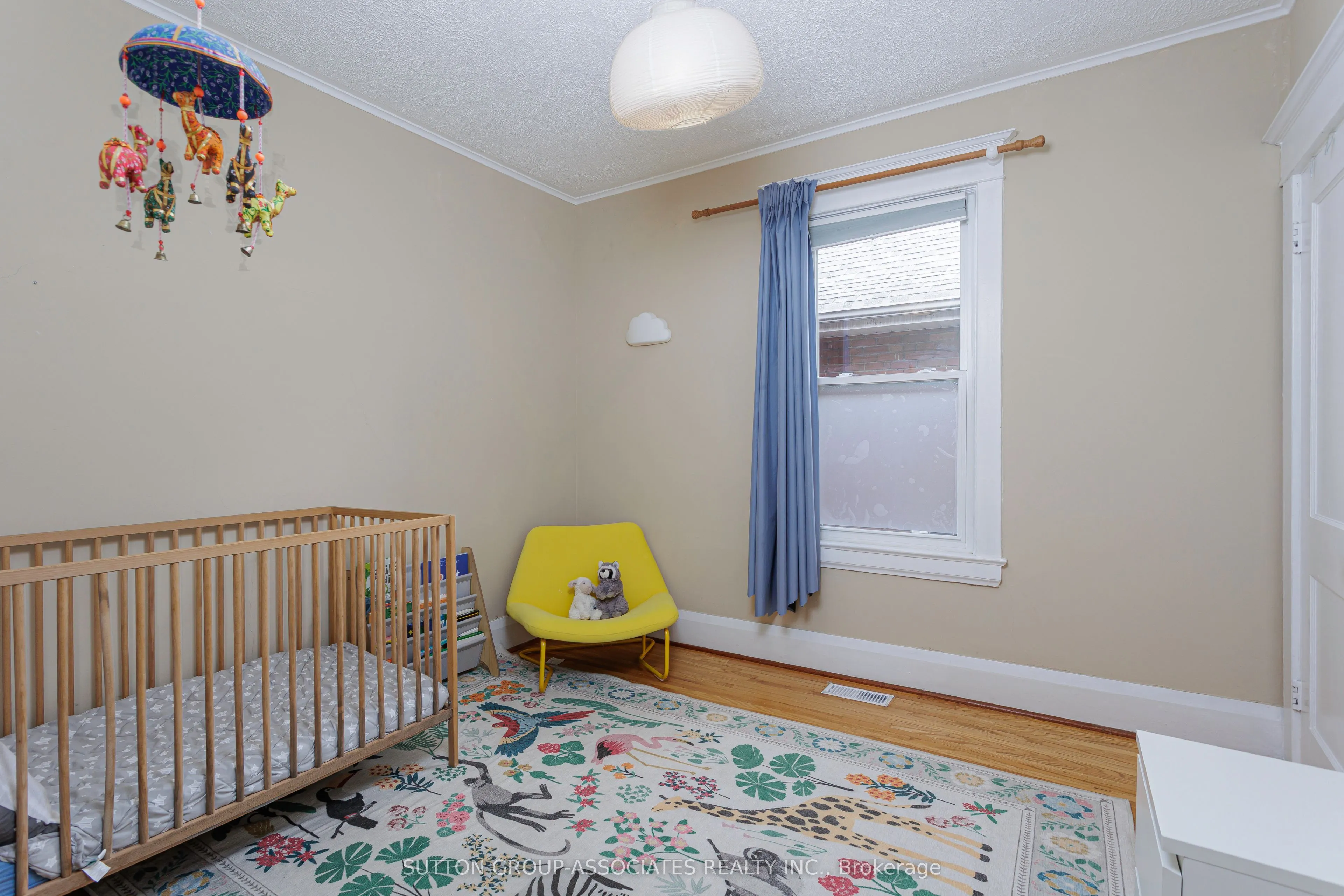 87 Peterborough Avenue