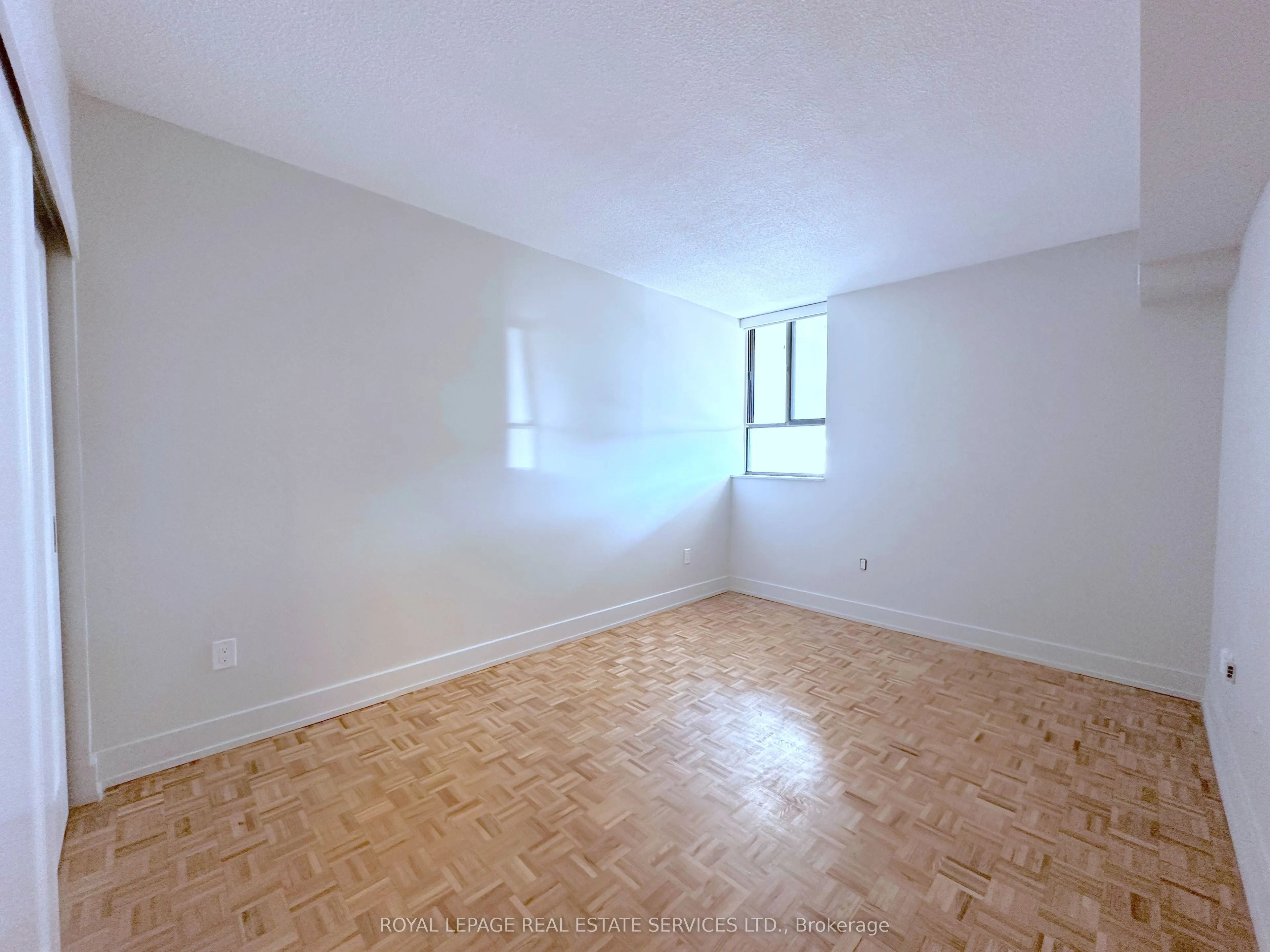 190 Clark Boulevard, #103