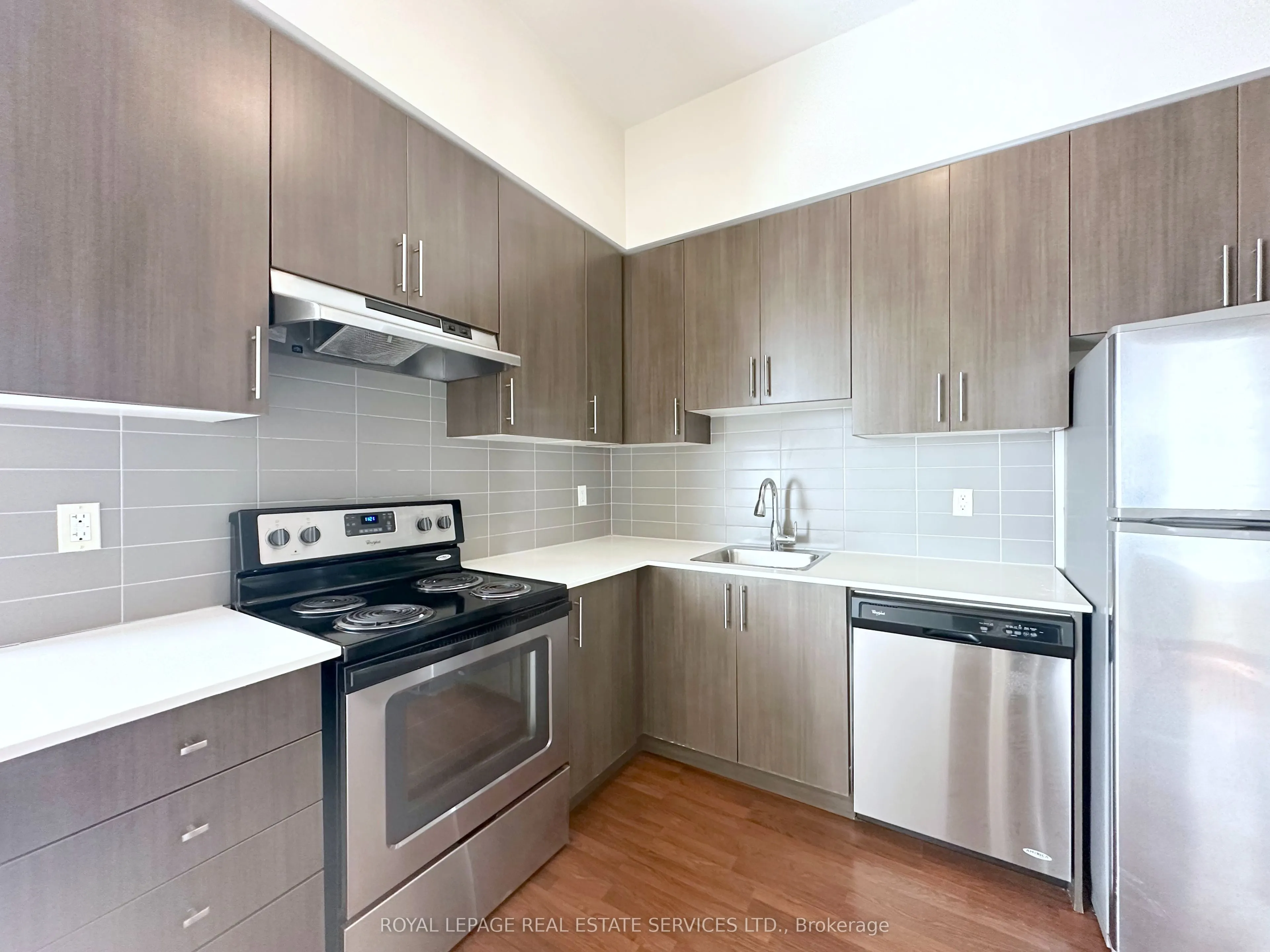 188 Clark Boulevard, #404