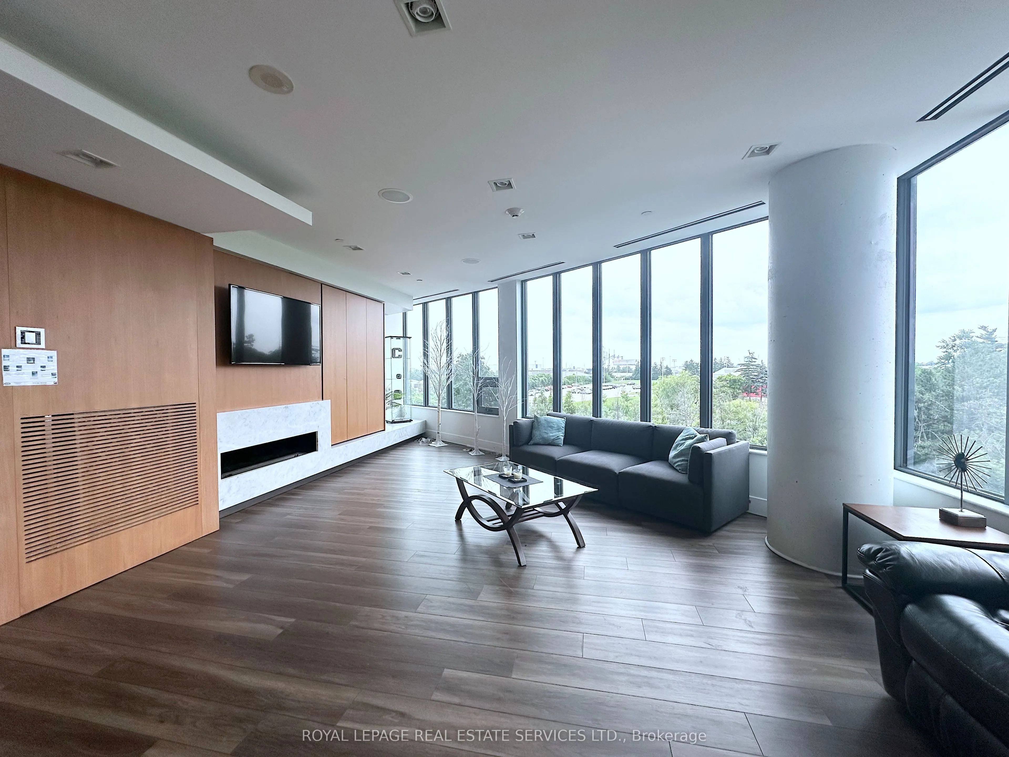 188 Clark Boulevard, #404