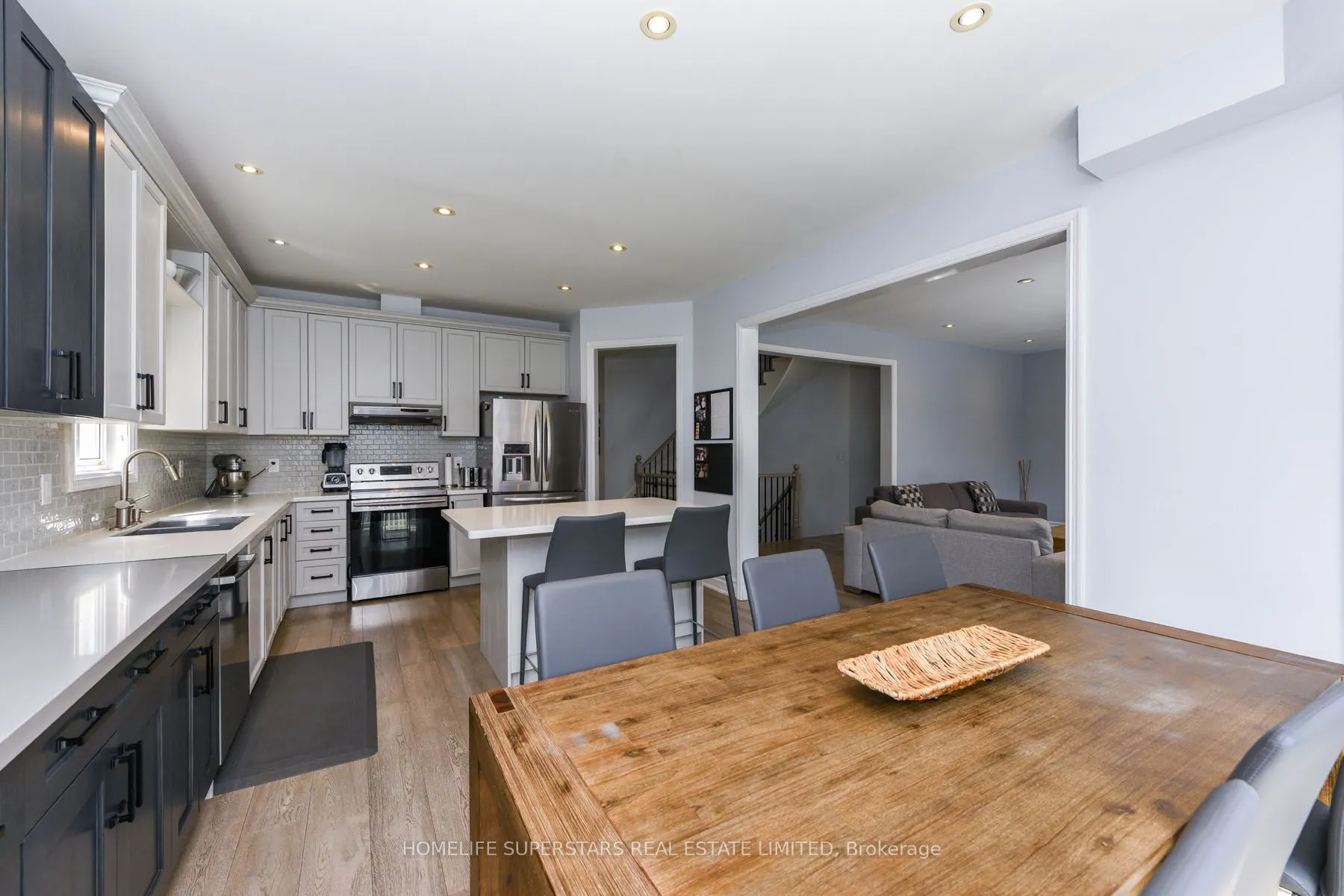 3856 Brinwood Gate