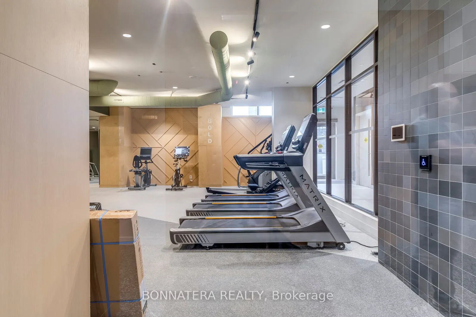 2395 Eglinton Avenue W, #1810