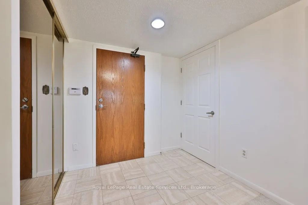 2170 Marine Drive, #701