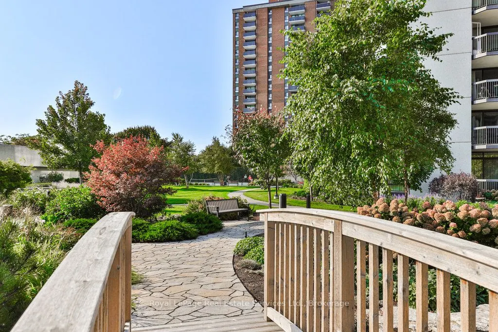 2170 Marine Drive, #701