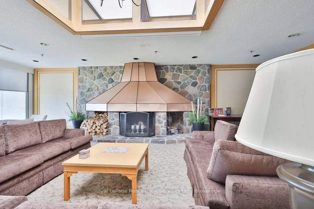 2170 Marine Drive, #701