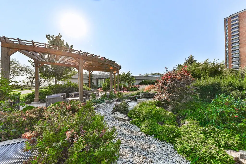2170 Marine Drive, #701
