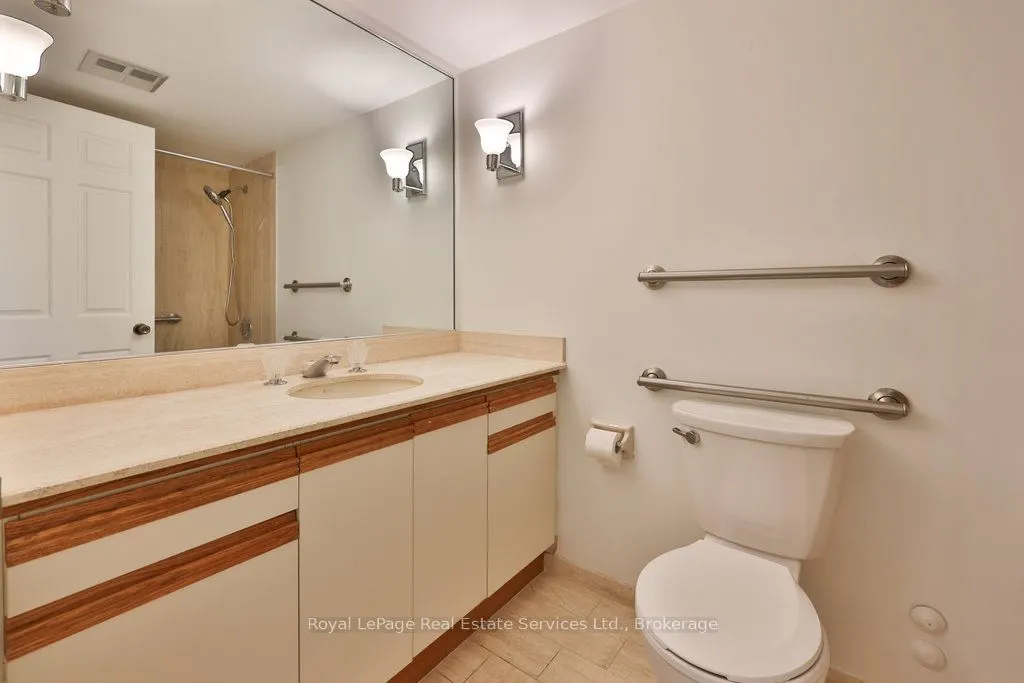 2170 Marine Drive, #701