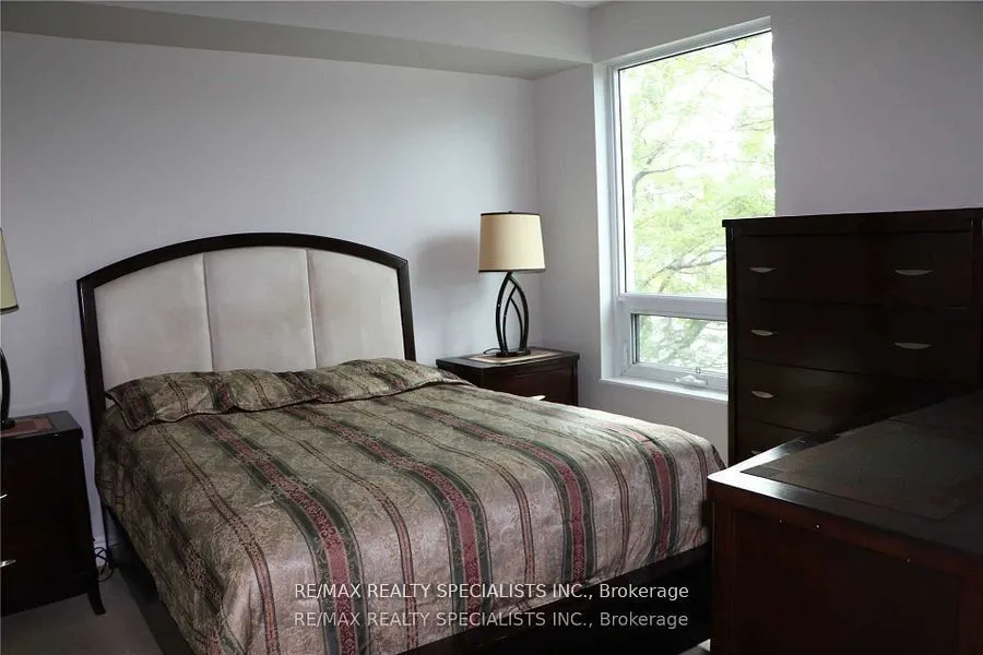 1900 Lake Shore Boulevard W, #203