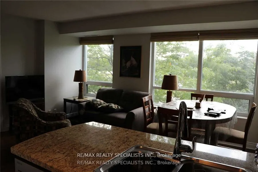 1900 Lake Shore Boulevard W, #203